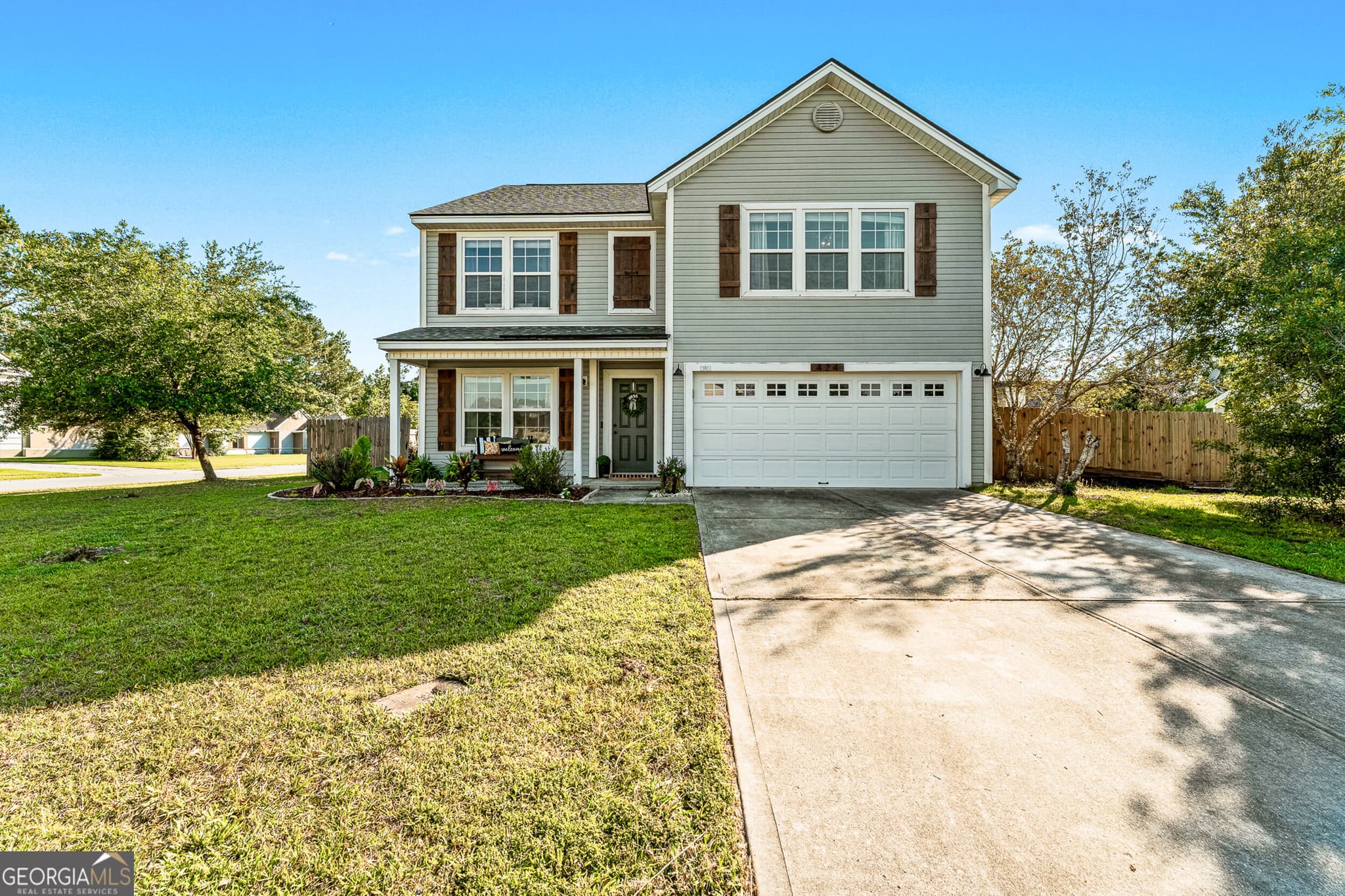 4 bedroom, 2.5 bathroom, 2,394 sq ft single family residence for sale at 424 Flint Drive, Rincon, GA 31326 — photo 2