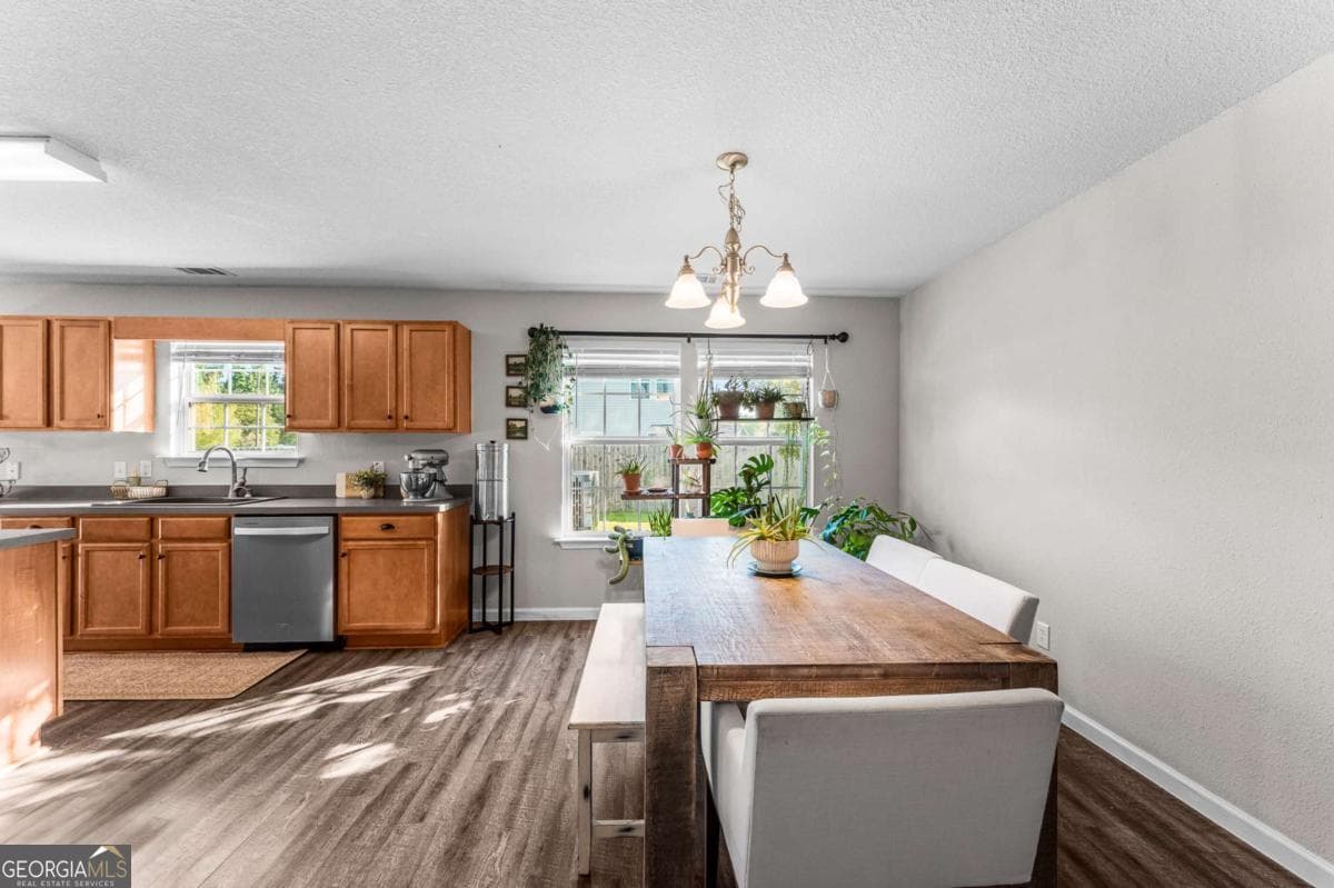 4 bedroom, 2.5 bathroom, 2,394 sq ft single family residence for sale at 424 Flint Drive, Rincon, GA 31326 — photo 9