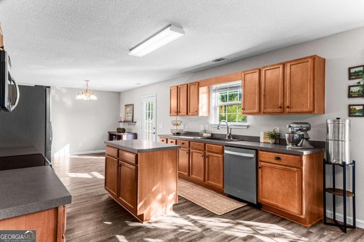 4 bedroom, 2.5 bathroom, 2,394 sq ft single family residence for sale at 424 Flint Drive, Rincon, GA 31326 — photo 10