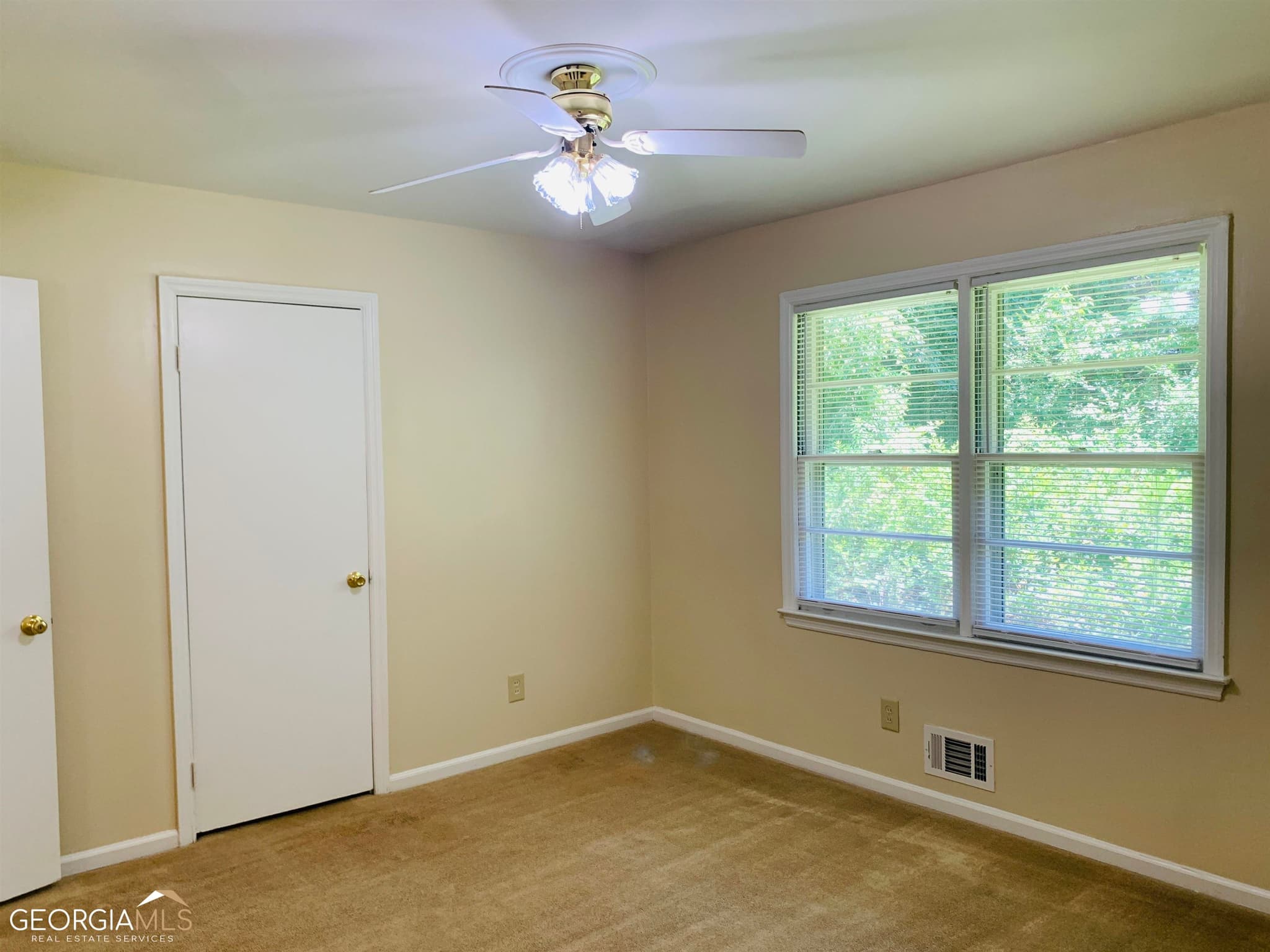 3 bedroom, 1 bathroom, 867 sq ft single family residence for rent at 25 Martin Street, Newnan, GA 30263 for $1,425 a month — photo 9