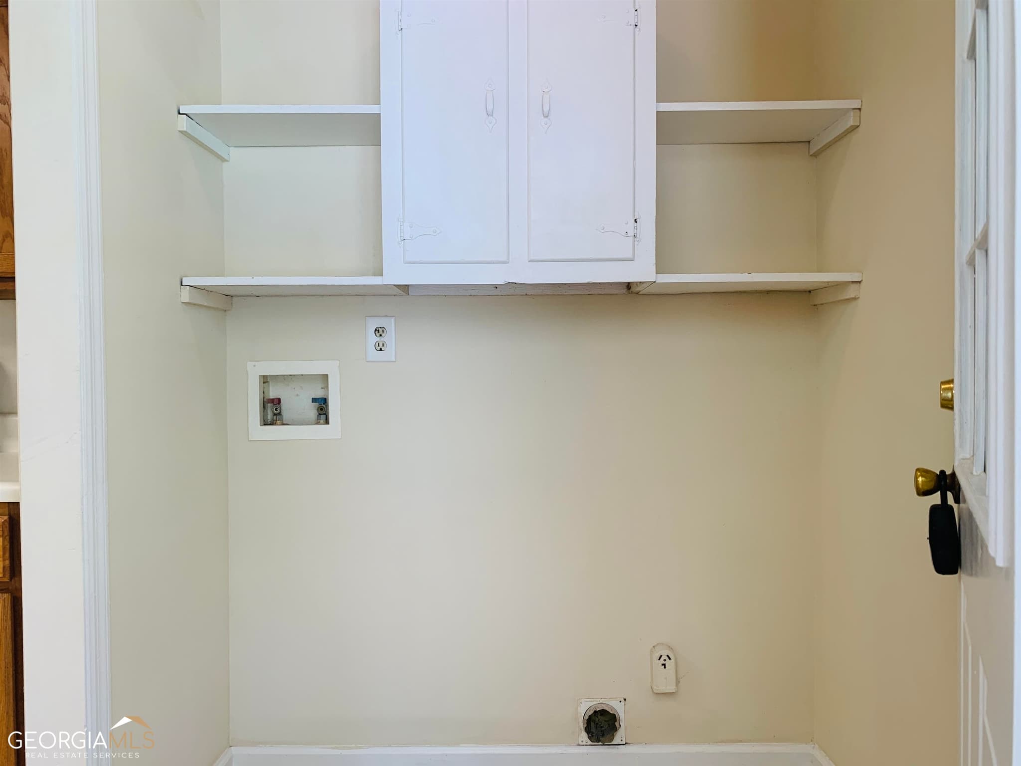3 bedroom, 1 bathroom, 867 sq ft single family residence for rent at 25 Martin Street, Newnan, GA 30263 for $1,425 a month — photo 8