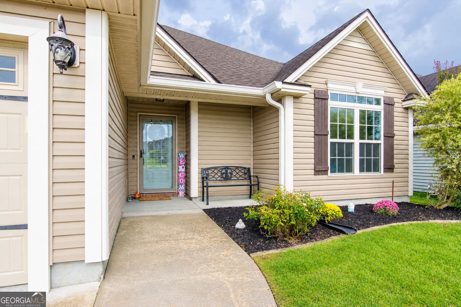 3 bedroom, 2 bathroom, 1,544 sq ft single family residence for sale at 4170 Shadow Garden Drive, Hahira, GA 31632 — photo 2