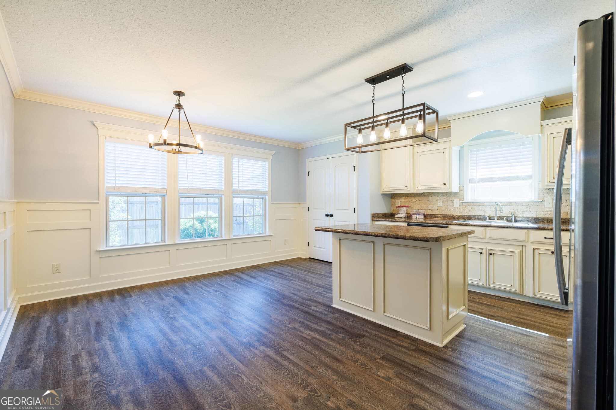 3 bedroom, 2 bathroom, 1,544 sq ft single family residence for sale at 4170 Shadow Garden Drive, Hahira, GA 31632 — photo 7