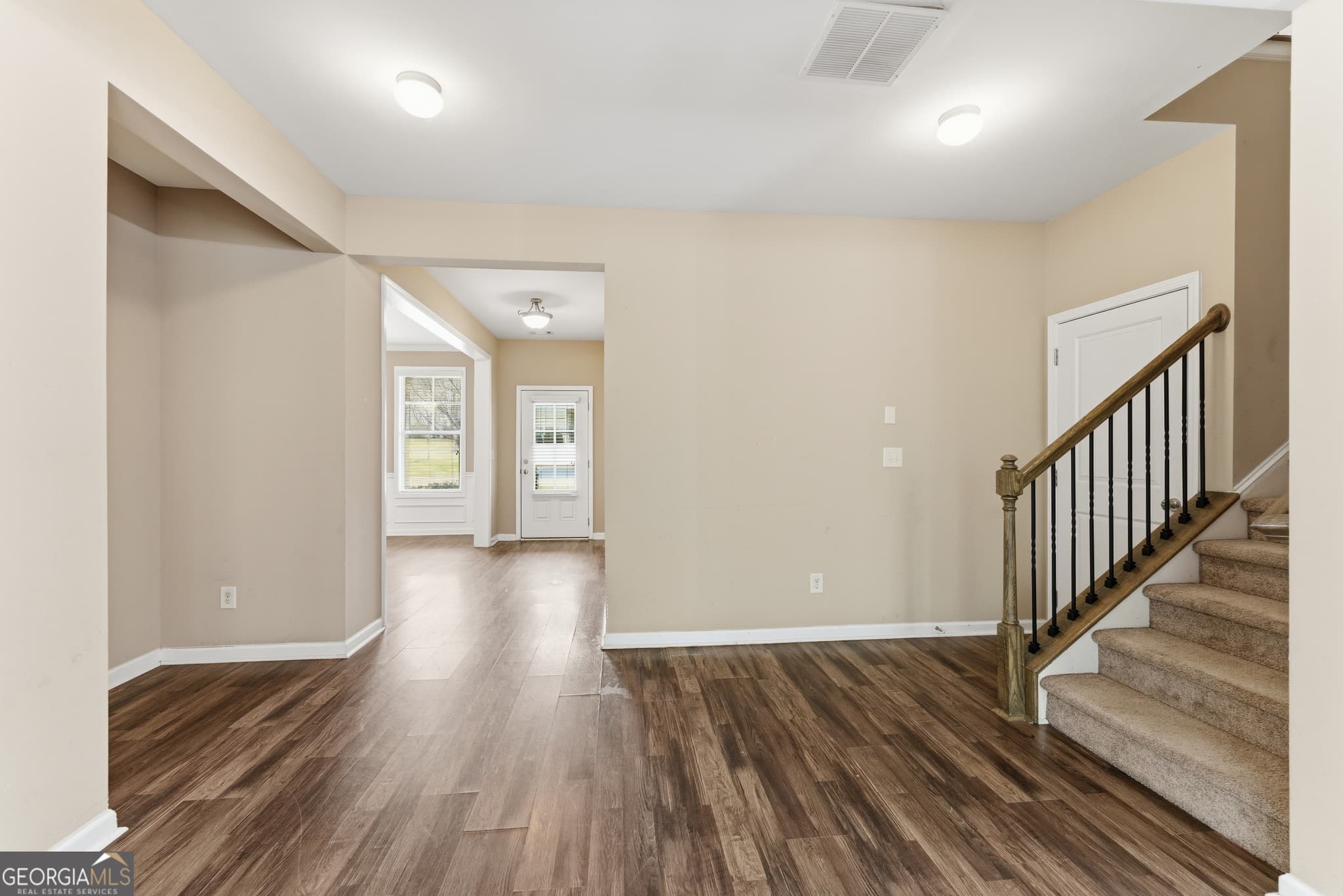 4 bedroom, 2.5 bathroom, 2,651 sq ft single family residence for sale at 5942 Watersdown Way, Flowery Branch, GA 30542 — photo 6