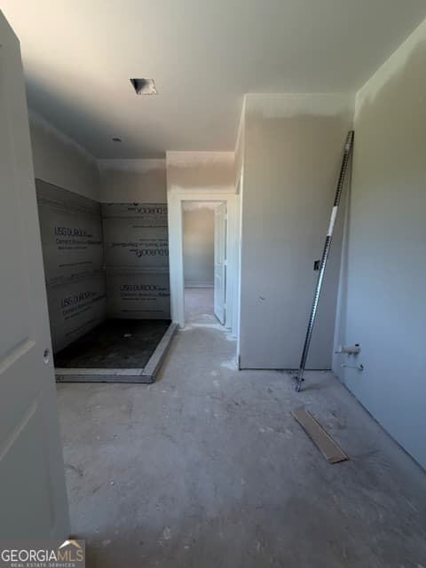 4 bedroom, 3.5 bathroom, 2,691 sq ft single family residence for sale at 145 Twin Oaks Drive, Hampton, GA 30228 — photo 7