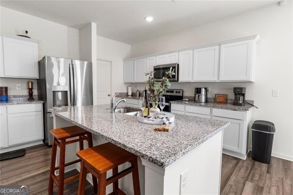 4 bedroom, 2 bathroom, 1,914 sq ft single family residence for sale at 158 Verona Drive, Cartersville, GA 30120 — photo 9
