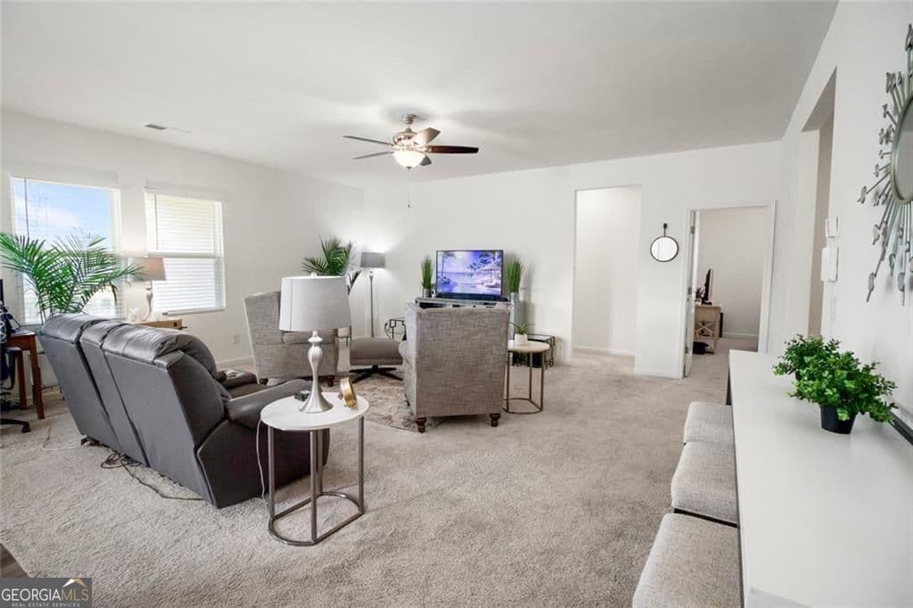 4 bedroom, 2 bathroom, 1,914 sq ft single family residence for sale at 158 Verona Drive, Cartersville, GA 30120 — photo 8