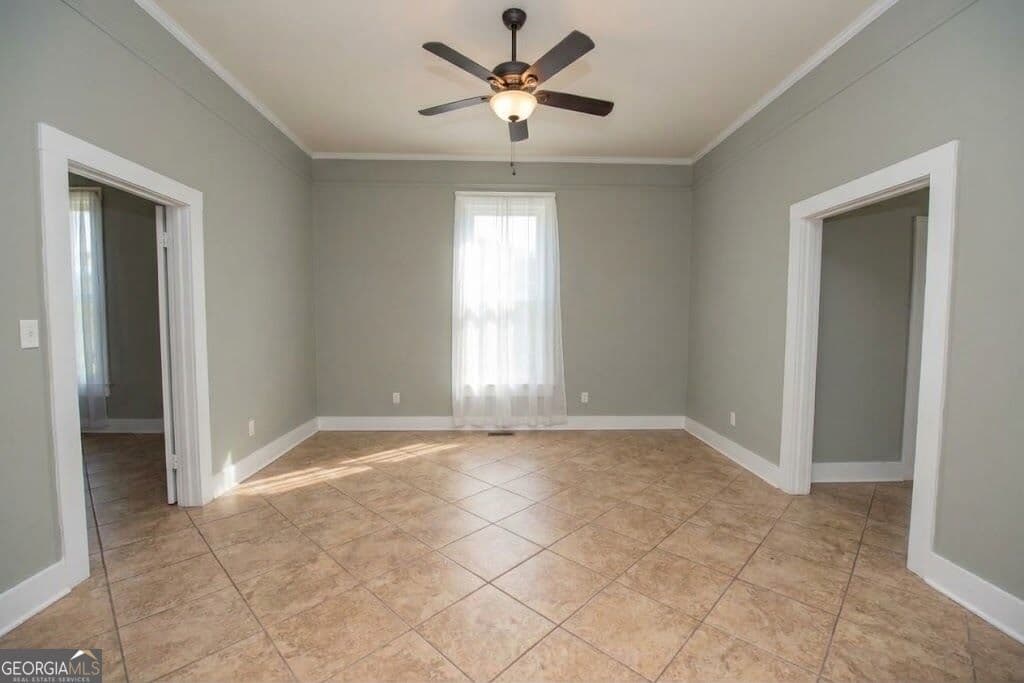 6 bedroom, 4 bathroom, 3,775 sq ft single family residence for sale at 110 E Artesian Avenue, Montezuma, GA 31063 — photo 5