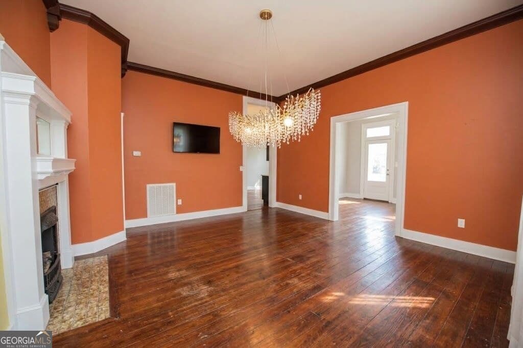 6 bedroom, 4 bathroom, 3,775 sq ft single family residence for sale at 110 E Artesian Avenue, Montezuma, GA 31063 — photo 4