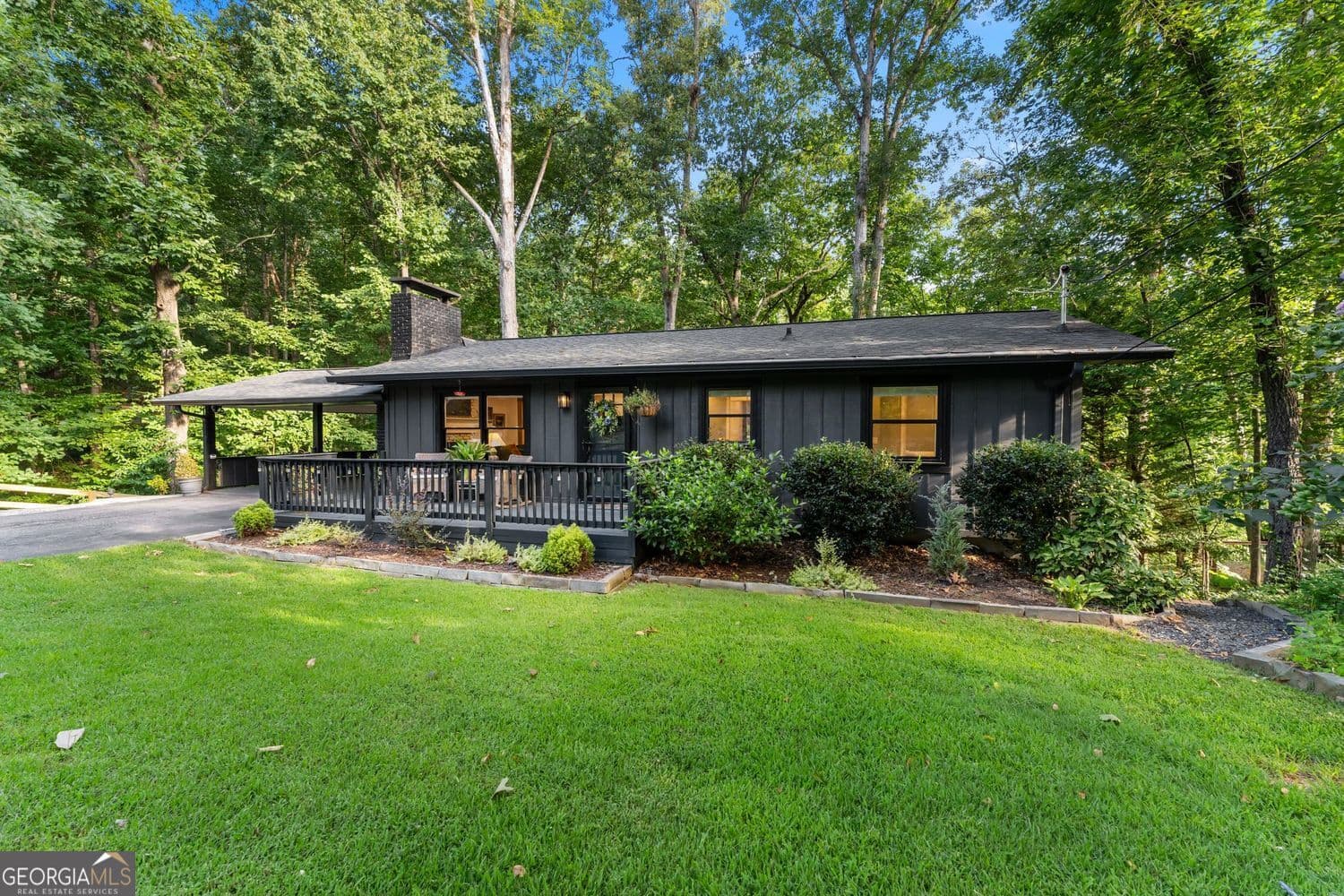 3 bedroom, 2 bathroom, 2,000 sq ft single family residence for sale at 4785 Perry Road, Gainesville, GA 30506 — photo 1 of 60
