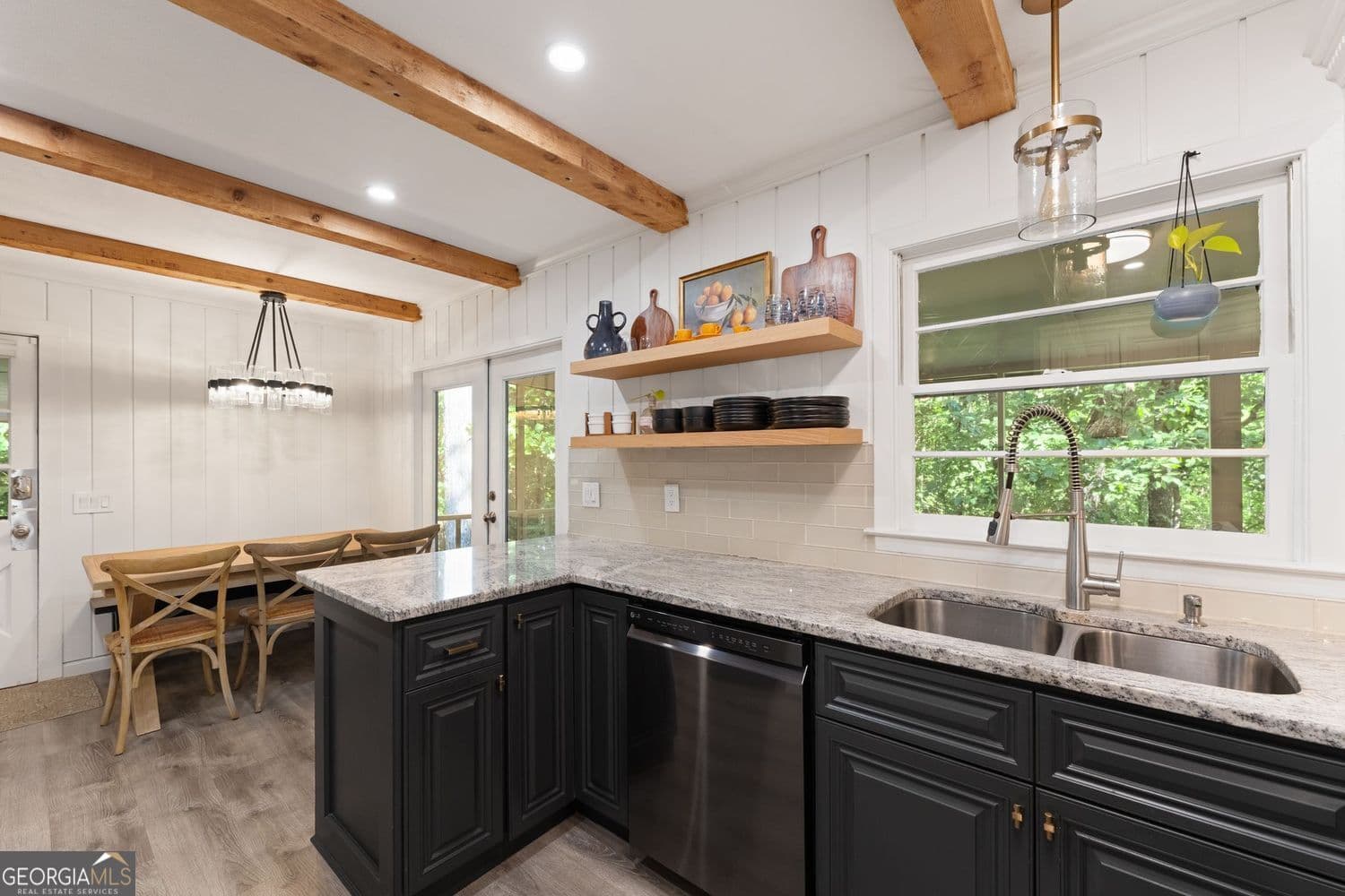 3 bedroom, 2 bathroom, 2,000 sq ft single family residence for sale at 4785 Perry Road, Gainesville, GA 30506 — photo 5