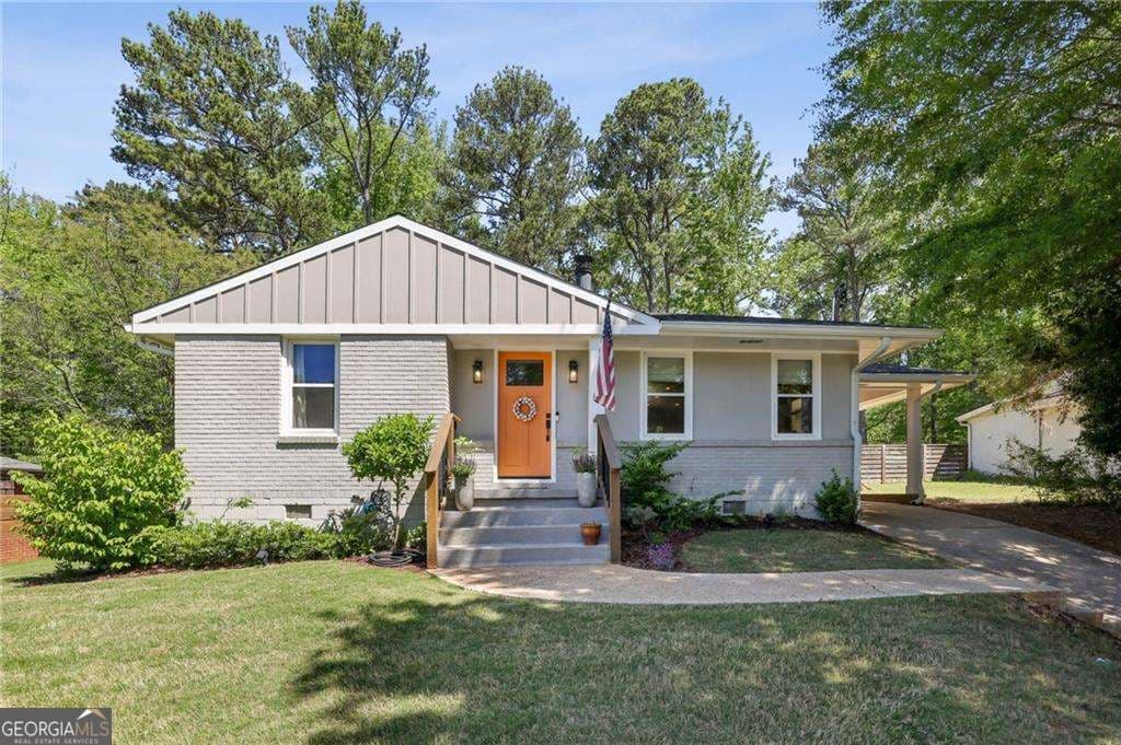 3 bedroom, 2 bathroom, 1,514 sq ft single family residence sold at 1079 Pinedale Drive, Smyrna, GA 30080