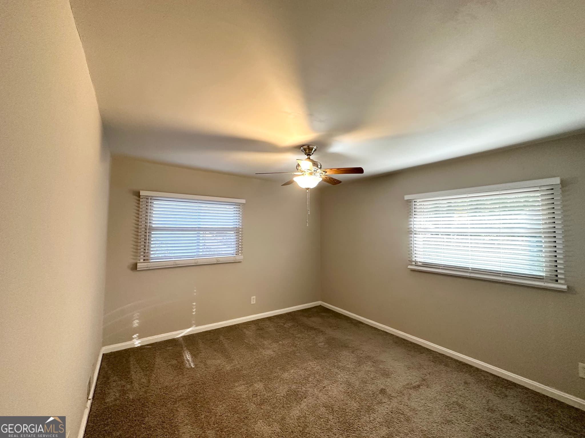 3 bedroom, 1 bathroom, 1,040 sq ft single family residence for sale at 2228 SW Springdale Circle, Atlanta, GA 30315 — photo 9