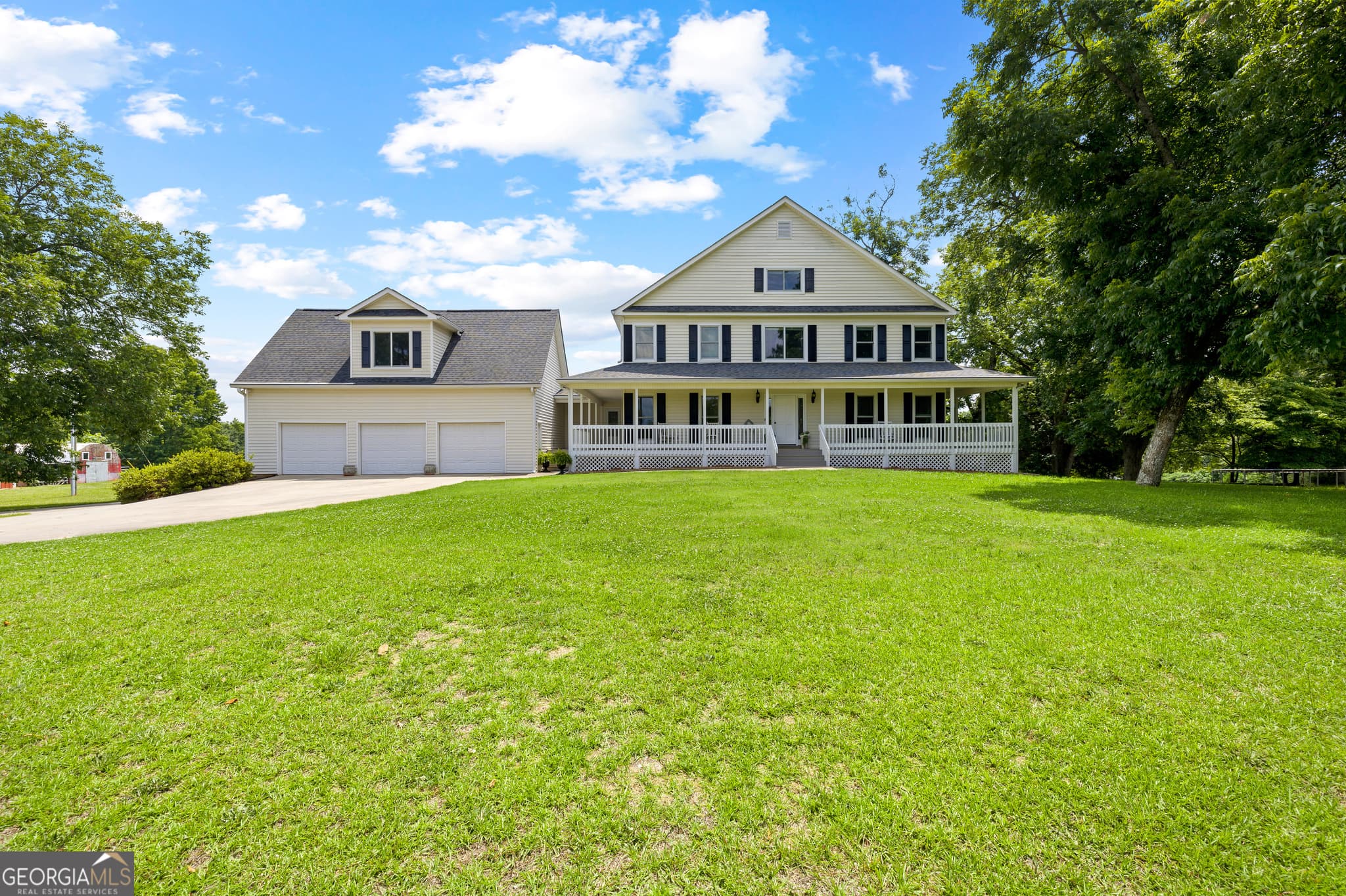 4 bedroom, 5.5 bathroom, 6,000 sq ft single family residence for sale at 140 Massengale Road, Brooks, GA 30205 — photo 4