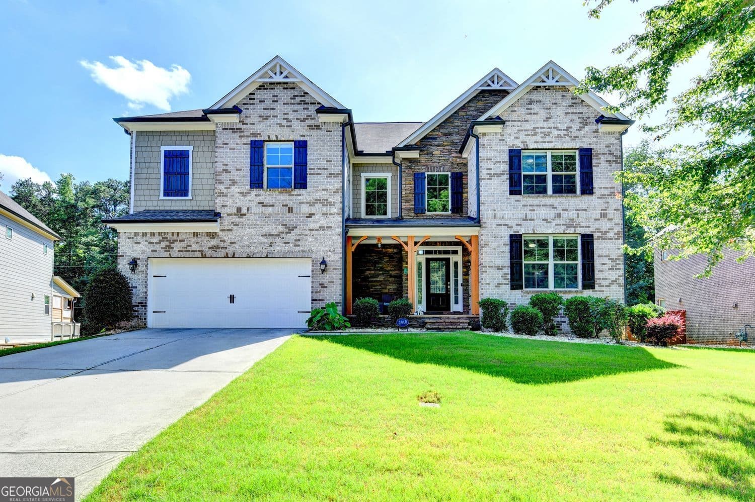 5 bedroom, 4.5 bathroom, 4,364 sq ft single family residence sold at 2940 Annapolis Way, Cumming, GA 30041