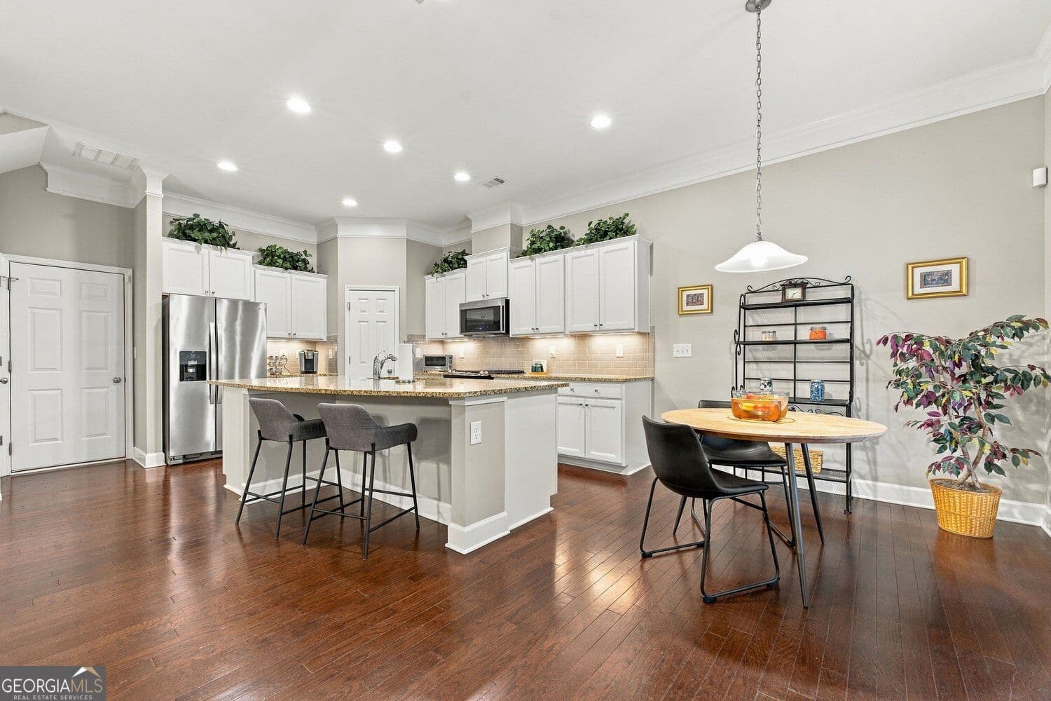 3 bedroom, 3.5 bathroom, 2,512 sq ft townhouse for sale at 4756 Blue Elm Lane, Smyrna, GA 30080 — photo 3
