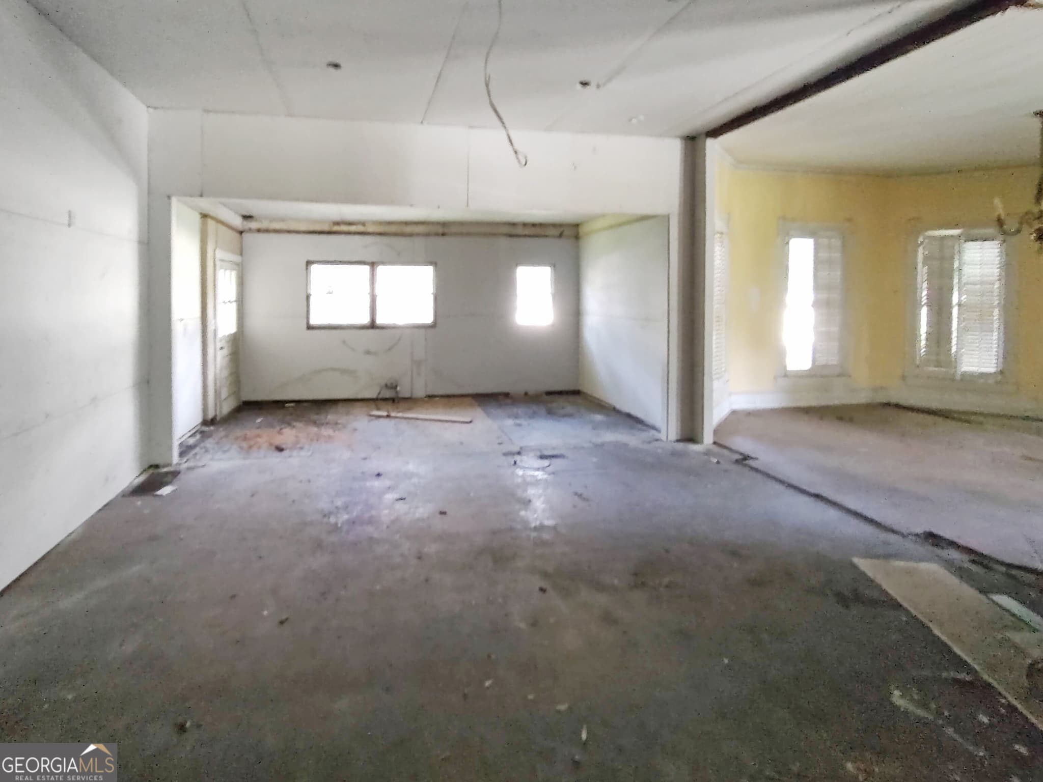 6 bedroom, 3 bathroom, 2,994 sq ft single family residence for sale at 419 Church Street, Dawson, GA 39842 — photo 8