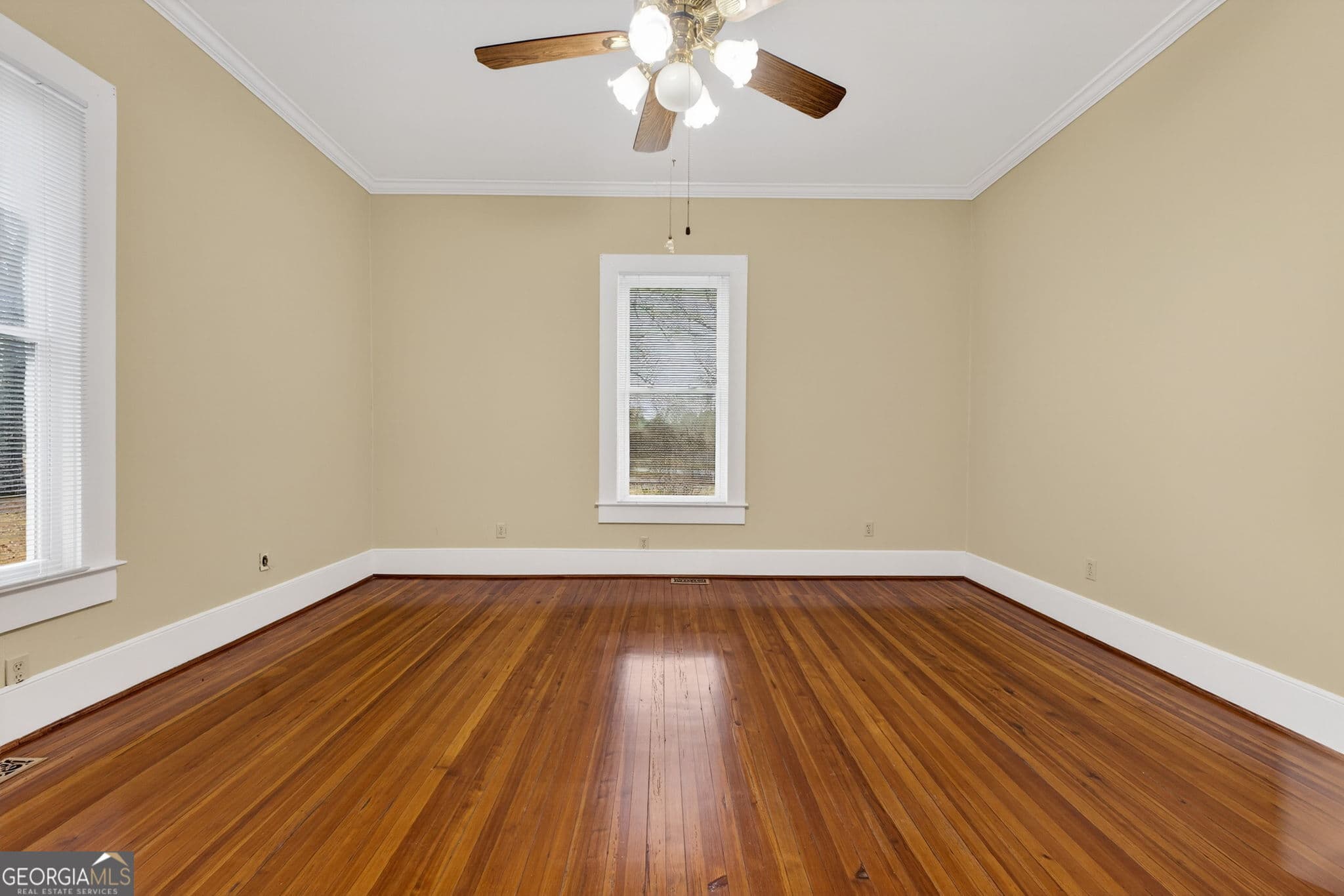 5 bedroom, 3 bathroom, 3,588 sq ft single family residence for sale at 402 Tom Bell Road, Milner, GA 30257 — photo 10
