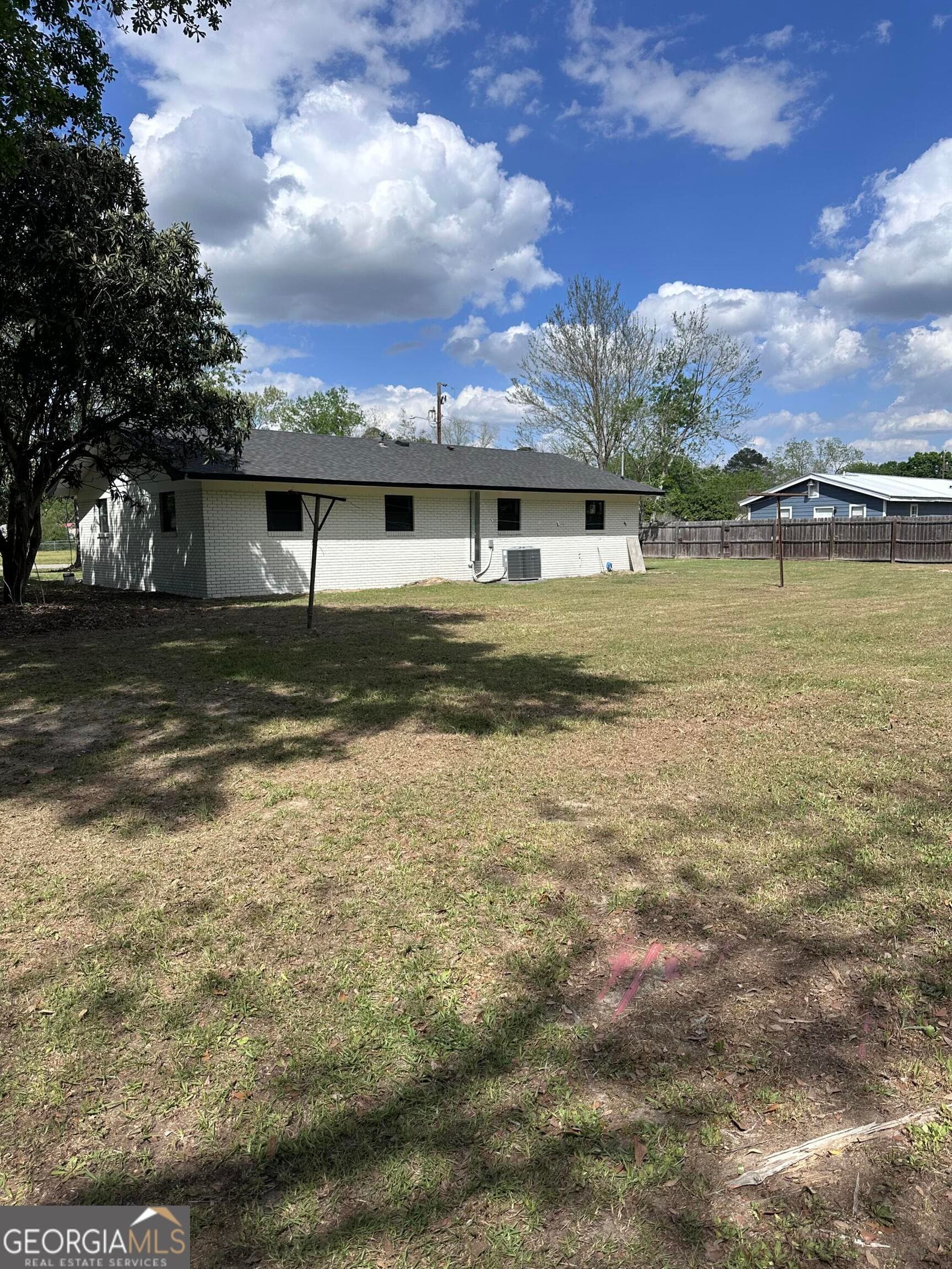 3 bedroom, 1 bathroom, 972 sq ft single family residence for sale at 601 Ingram Street, Donalsonville, GA 39845 — photo 4