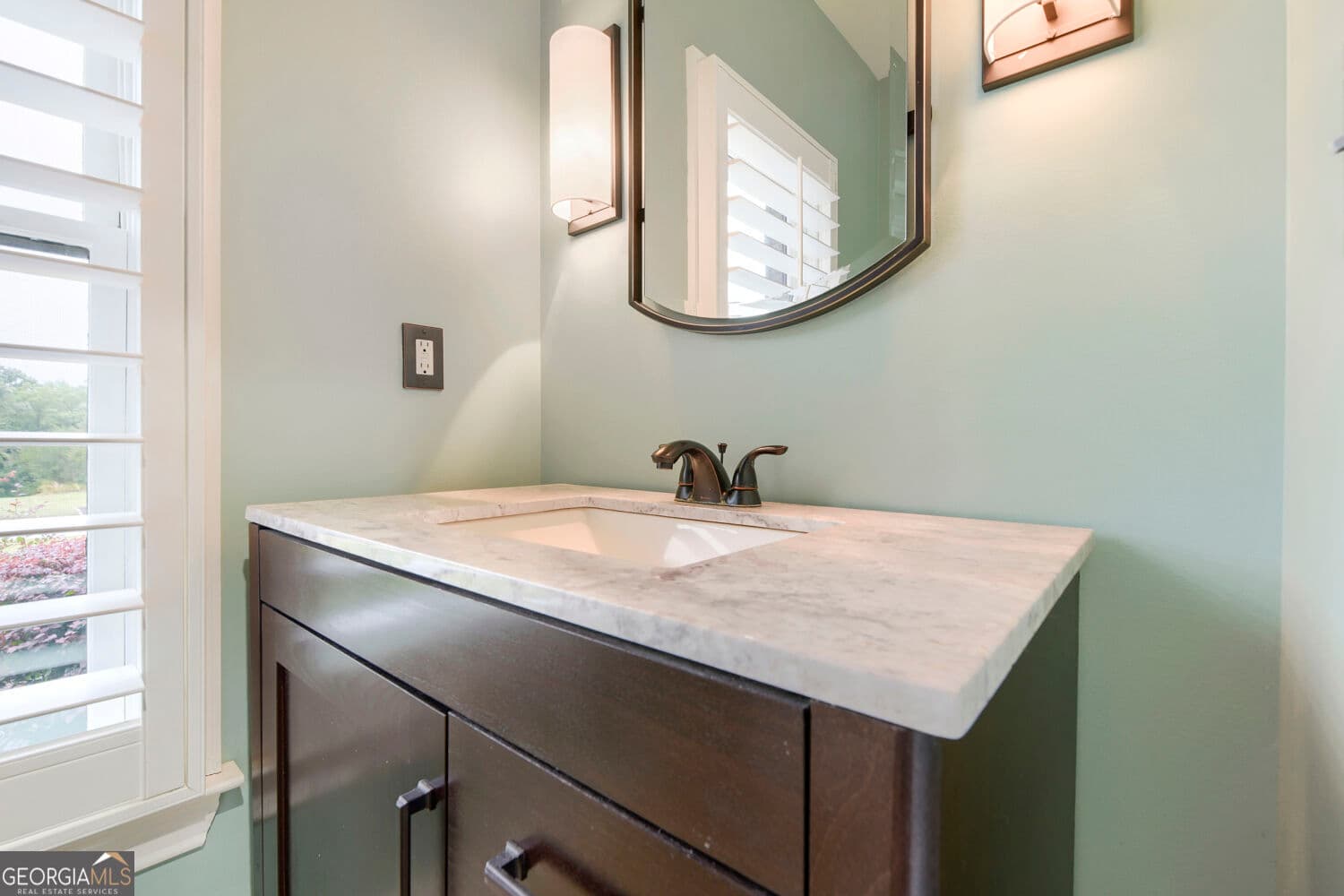 6 bedroom, 4.5 bathroom, 6,340 sq ft single family residence for sale at 615 Kristen Court, Mcdonough, GA 30252 — photo 7