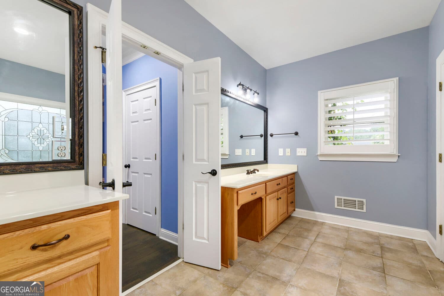 6 bedroom, 4.5 bathroom, 6,340 sq ft single family residence for sale at 615 Kristen Court, Mcdonough, GA 30252 — photo 10
