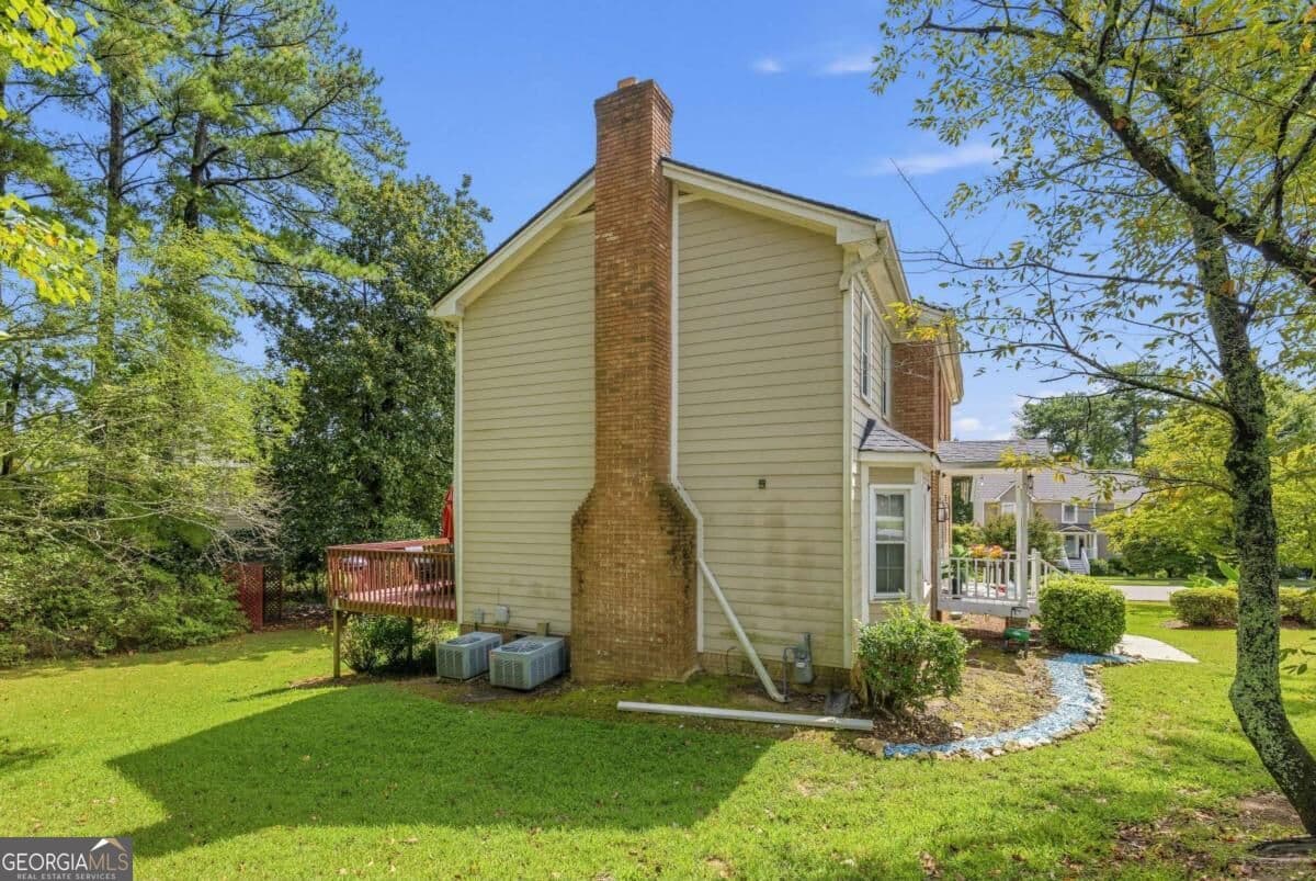 4 bedroom, 2.5 bathroom, 3,517 sq ft single family residence for sale at 3012 Overwood Lane, Snellville, GA 30078 — photo 5