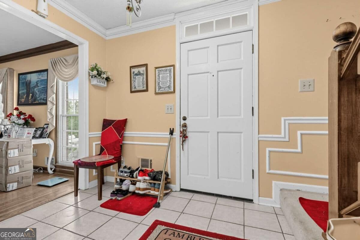 4 bedroom, 2.5 bathroom, 3,517 sq ft single family residence for sale at 3012 Overwood Lane, Snellville, GA 30078 — photo 9