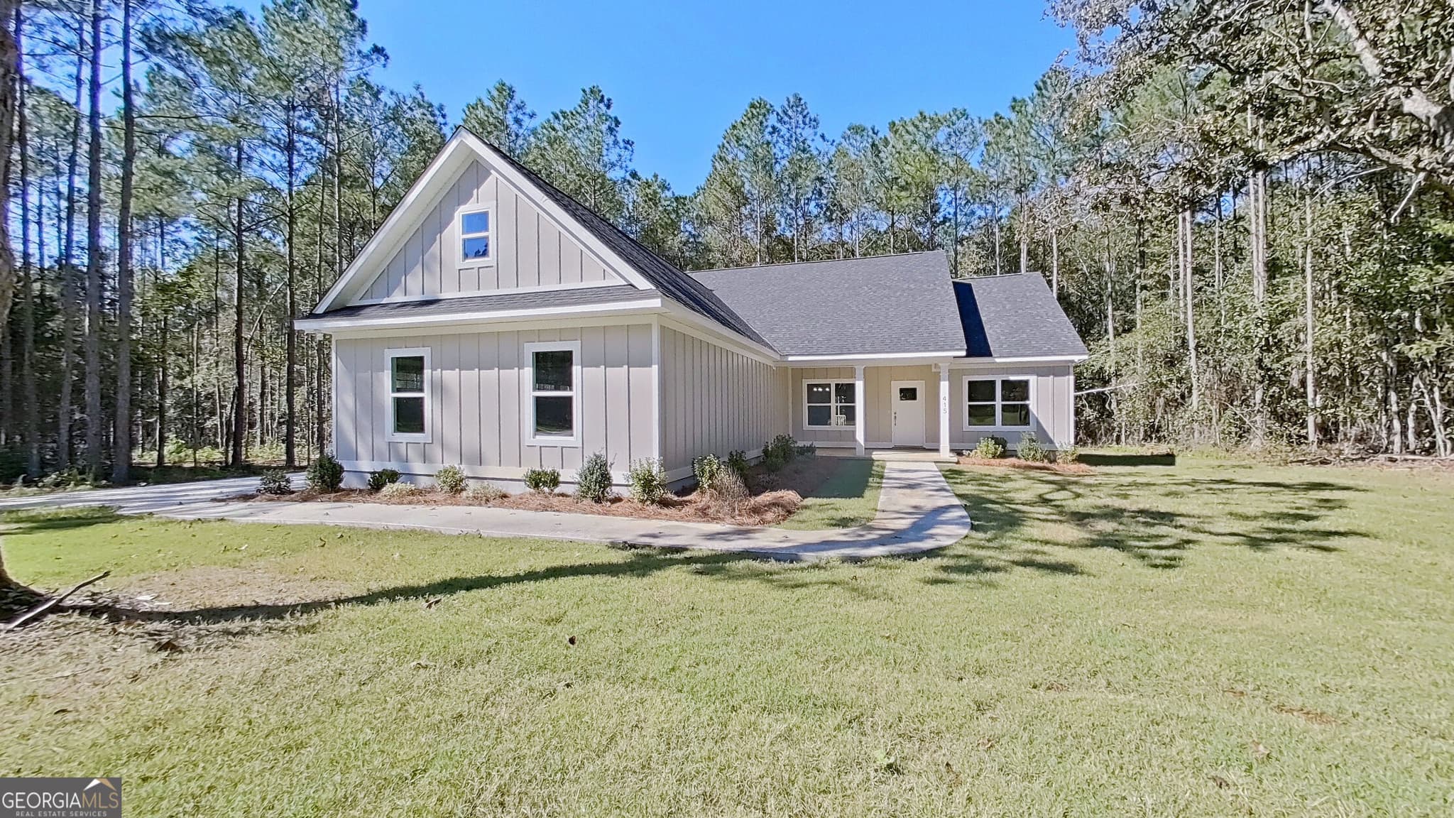 3 bedroom, 2 bathroom single family residence for sale at 415 Woodridge Lane, Cairo, GA 39827 — photo 2