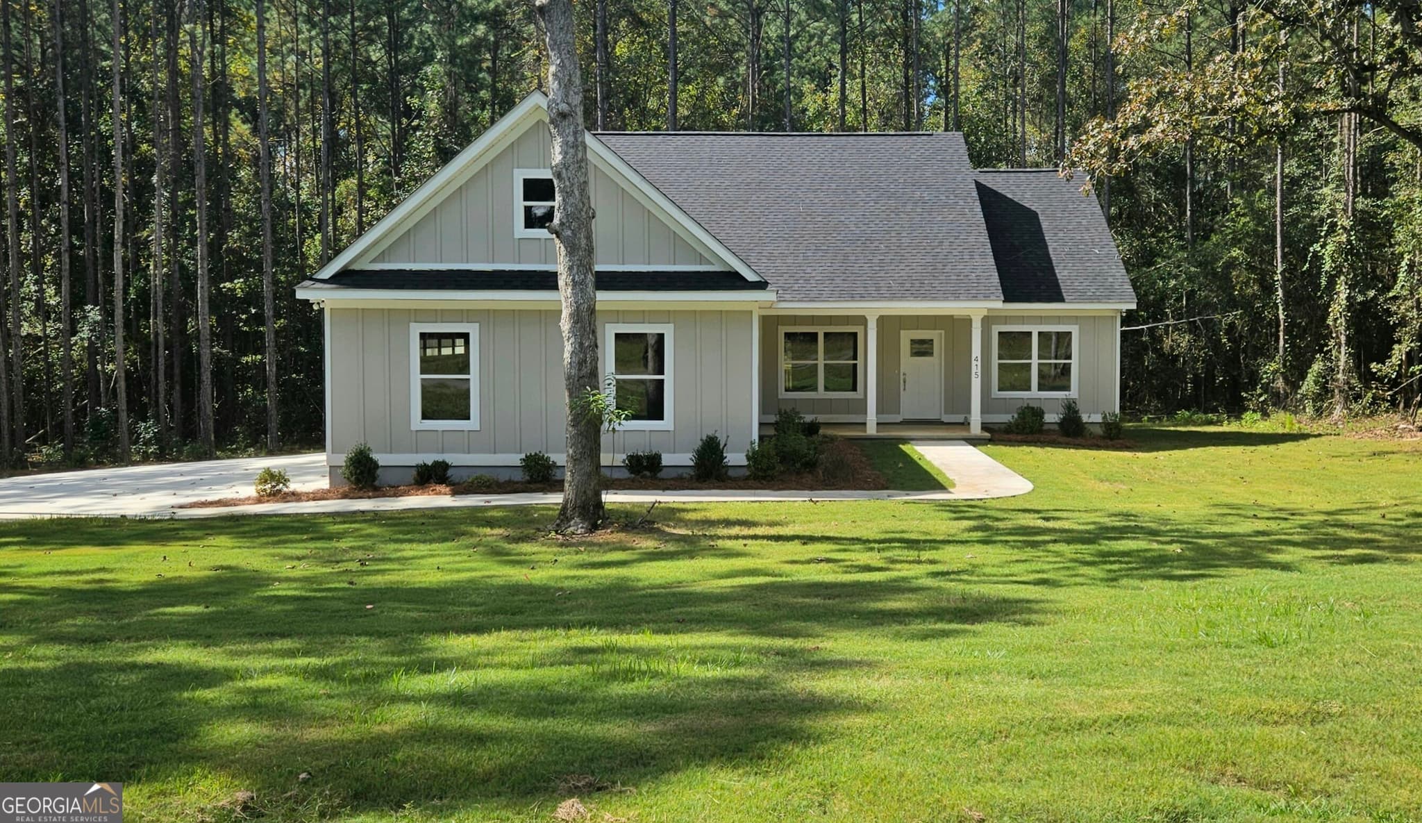 3 bedroom, 2 bathroom single family residence for sale at 415 Woodridge Lane, Cairo, GA 39827