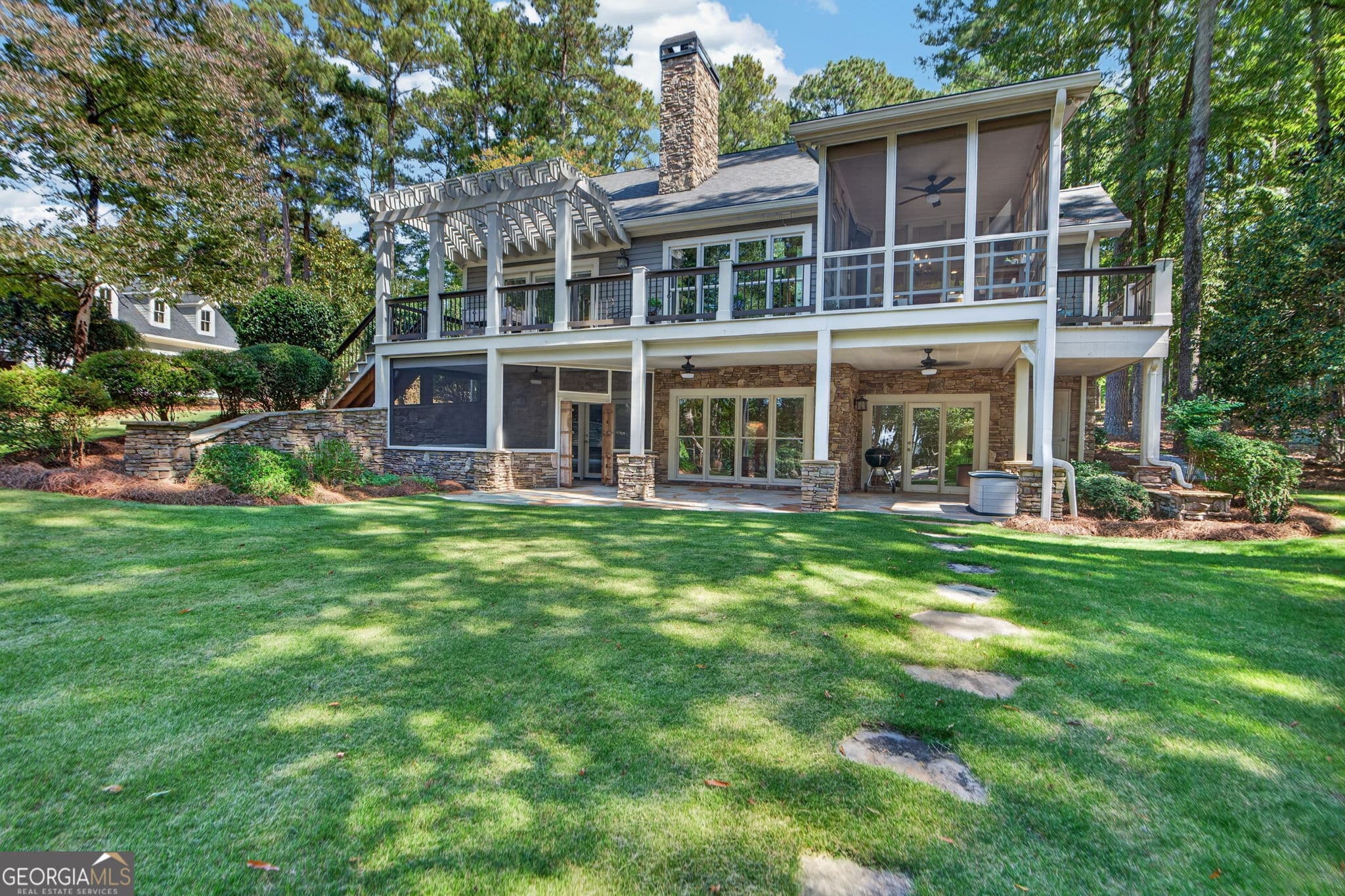 5 bedroom, 4 bathroom, 3,626 sq ft single family residence for sale at 1180 Mercer Trail, Greensboro, GA 30642 — photo 2