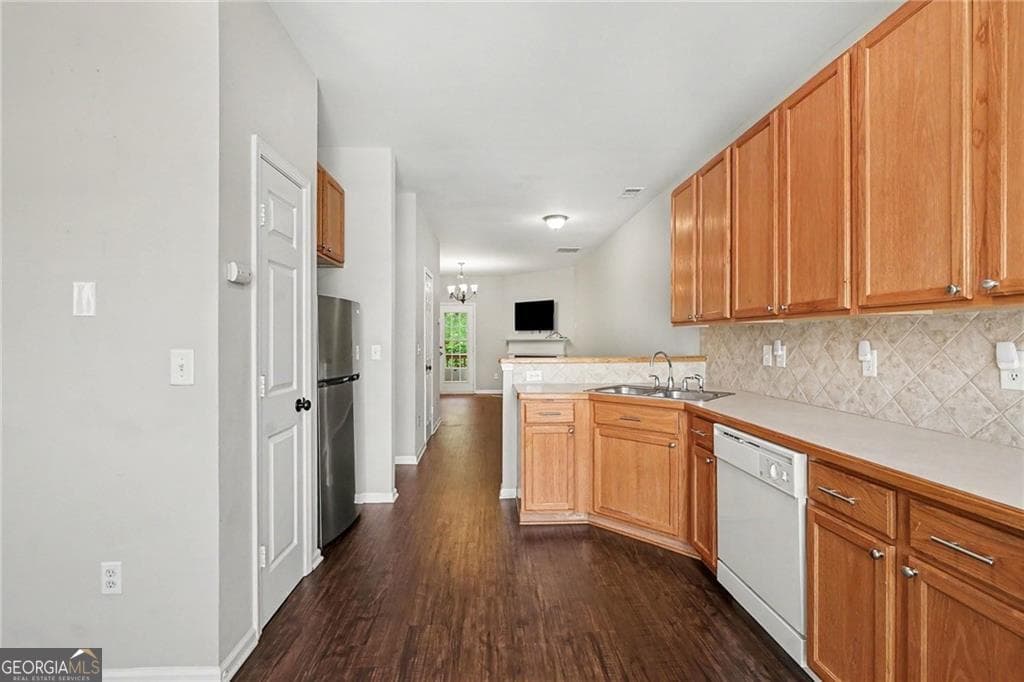 2 bedroom, 2 bathroom, 1,634 sq ft townhouse for sale at 3158 Mill Springs Circle, Buford, GA 30519 — photo 9