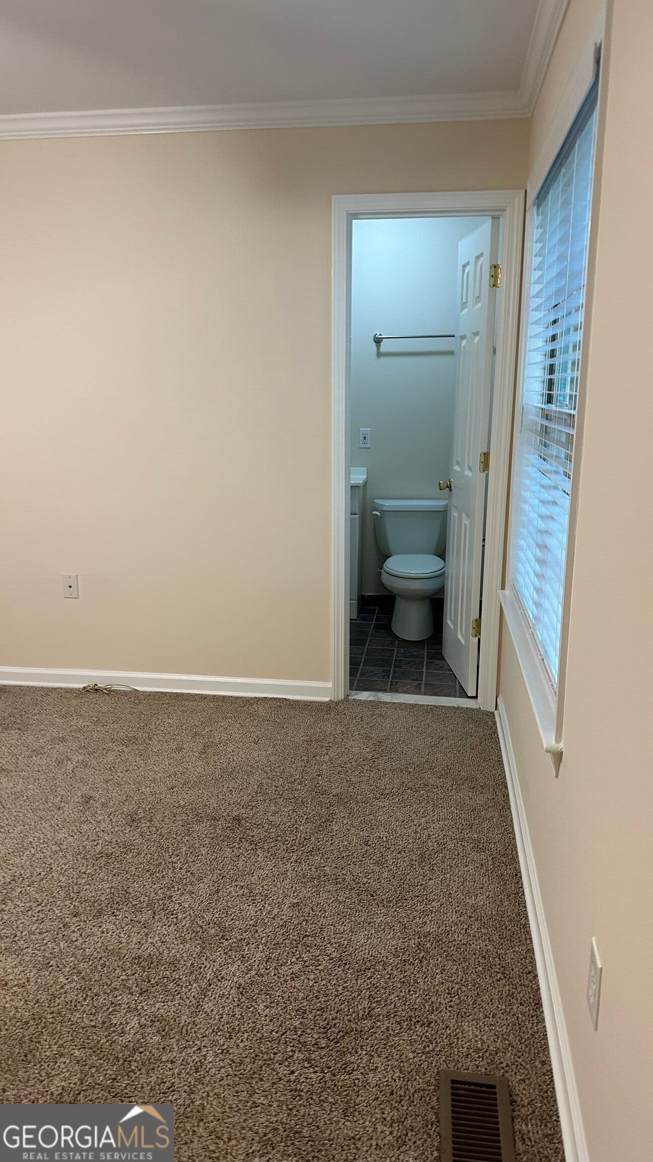 3 bedroom, 3.5 bathroom, 2,020 sq ft townhouse for rent at 1934 Ivy Glen Drive, Smyrna, GA 30082 for $2,400 a month — photo 8