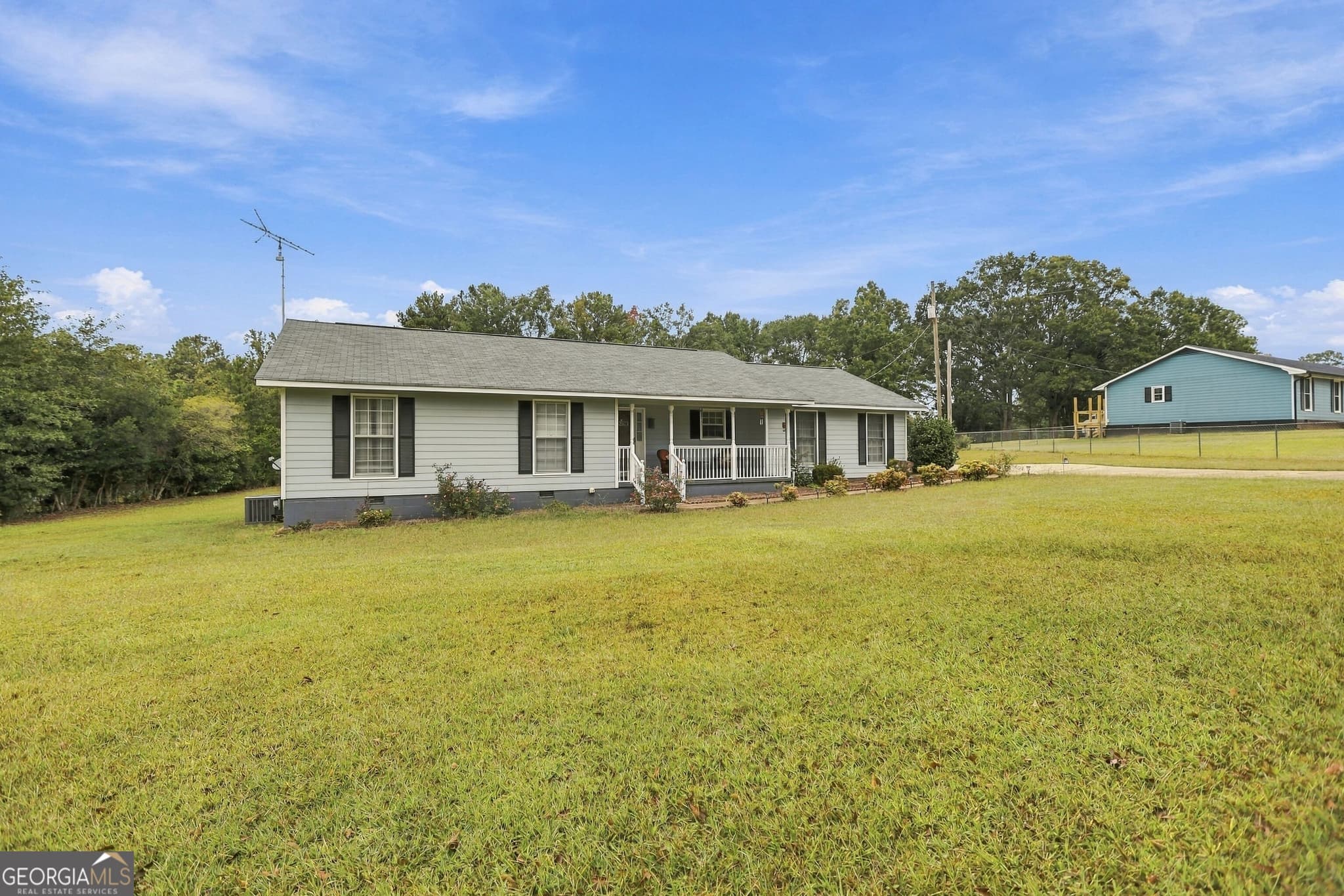 3 bedroom, 2 bathroom, 1,757 sq ft single family residence for sale at 106 Jandale Drive, Lagrange, GA 30241 — photo 5
