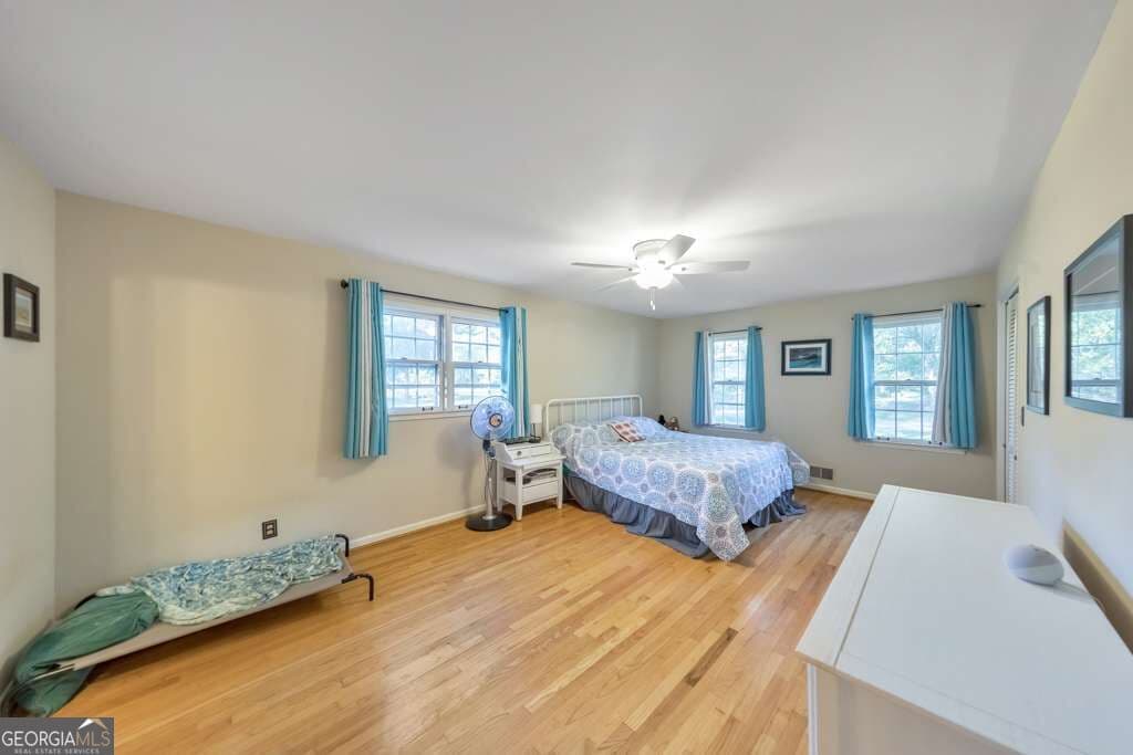 4 bedroom, 3 bathroom, 2,058 sq ft single family residence for sale at 1648 Lancaster Drive, Marietta, GA 30066 — photo 6