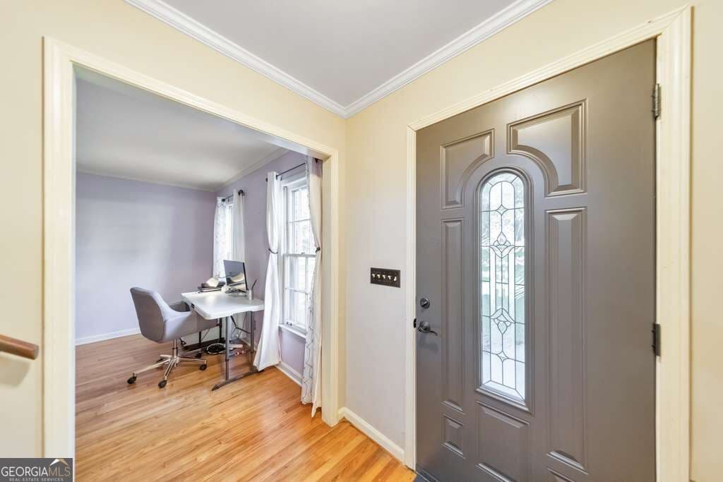 4 bedroom, 3 bathroom, 2,058 sq ft single family residence for sale at 1648 Lancaster Drive, Marietta, GA 30066 — photo 8
