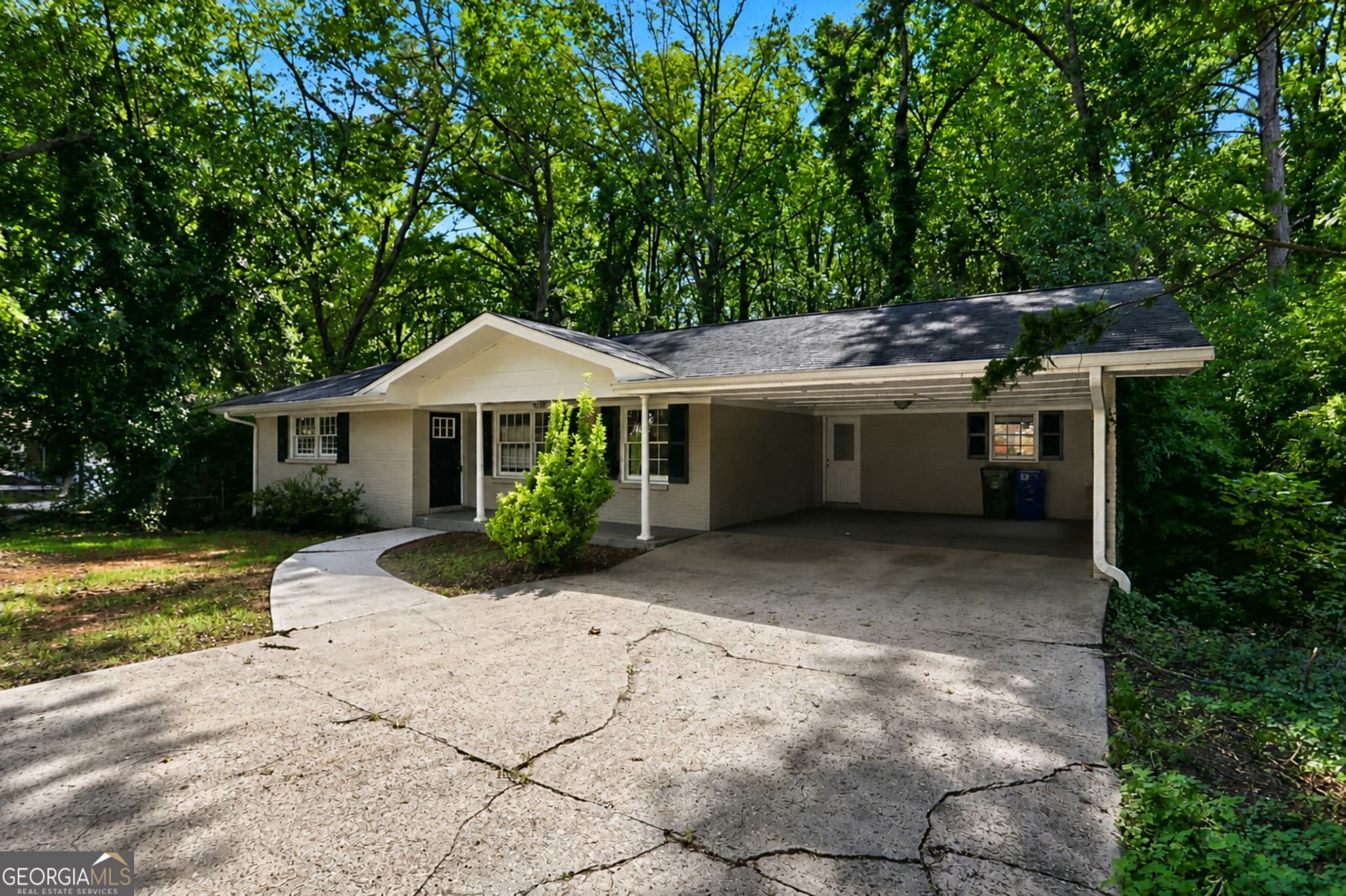 5 bedroom, 3 bathroom, 1,610 sq ft single family residence for sale at 3558 Turner Heights Drive, Decatur, GA 30032 — photo 2