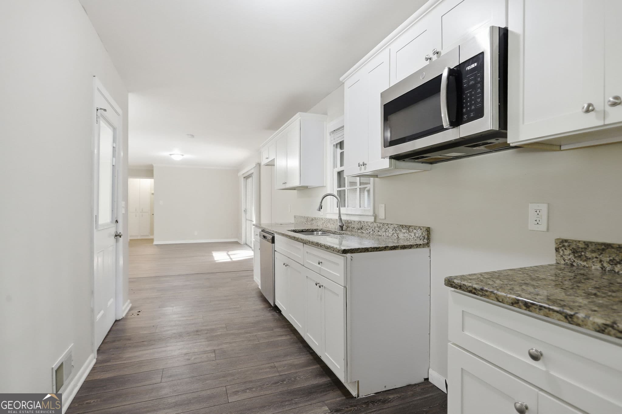 5 bedroom, 3 bathroom, 1,610 sq ft single family residence for sale at 3558 Turner Heights Drive, Decatur, GA 30032 — photo 7