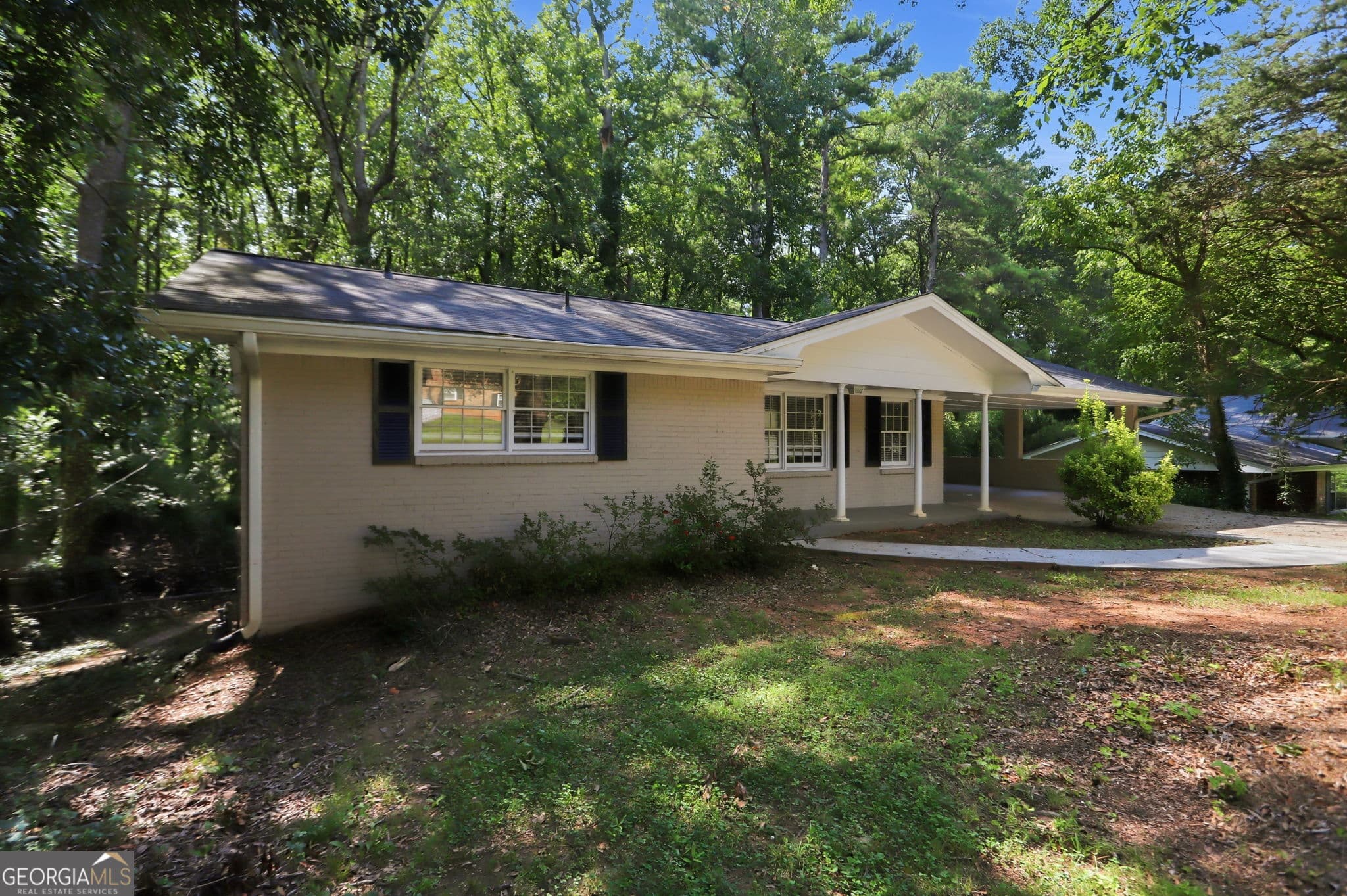 5 bedroom, 3 bathroom, 1,610 sq ft single family residence for sale at 3558 Turner Heights Drive, Decatur, GA 30032 — photo 3