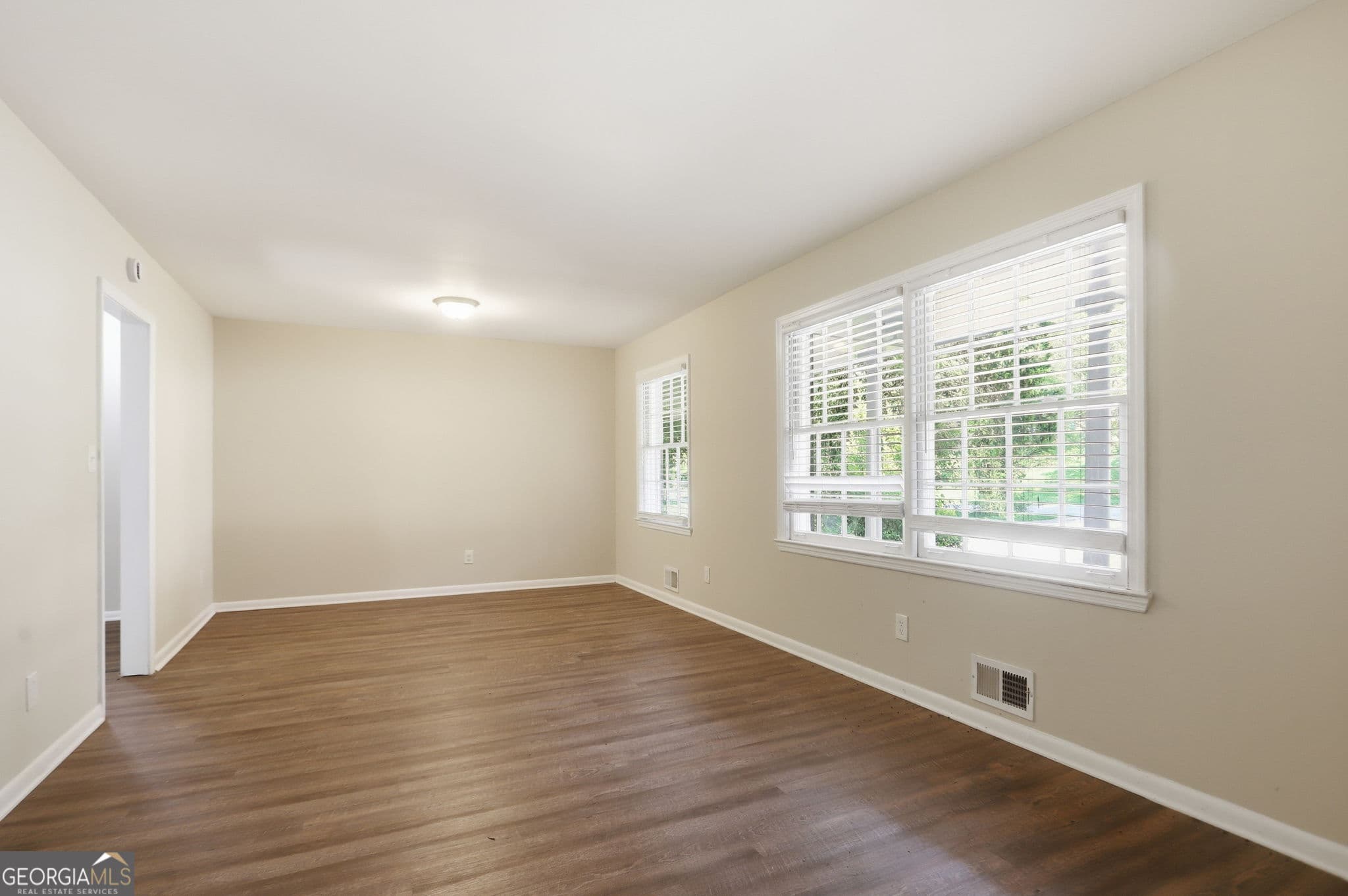 5 bedroom, 3 bathroom, 1,610 sq ft single family residence for sale at 3558 Turner Heights Drive, Decatur, GA 30032 — photo 4