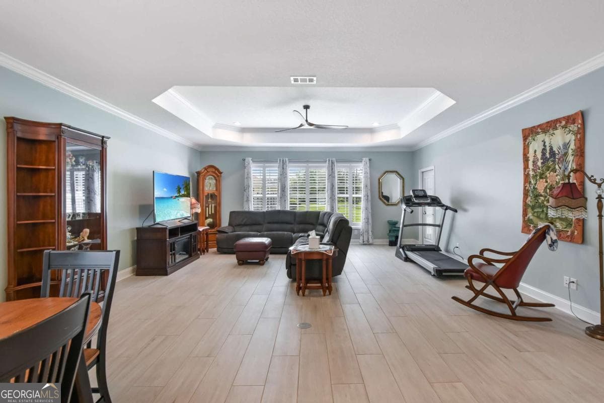 3 bedroom, 2 bathroom, 1,904 sq ft single family residence for sale at 626 Eagle Boulevard, Kingsland, GA 31548 — photo 3