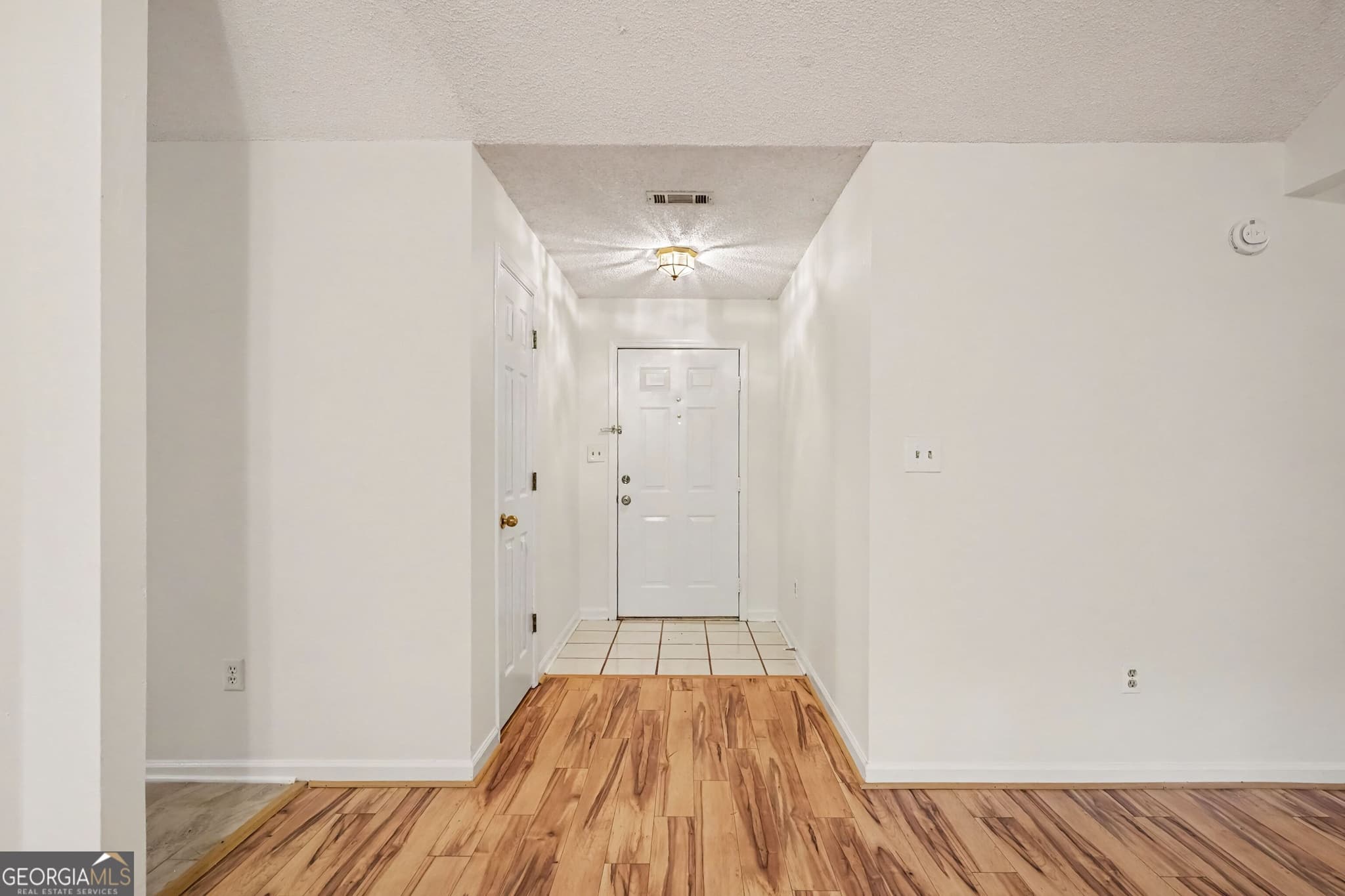 3 bedroom, 2 bathroom, 1,538 sq ft single family residence for rent at 6349 Breckenridge Run, Rex, GA 30273 for $1,850 a month — photo 3