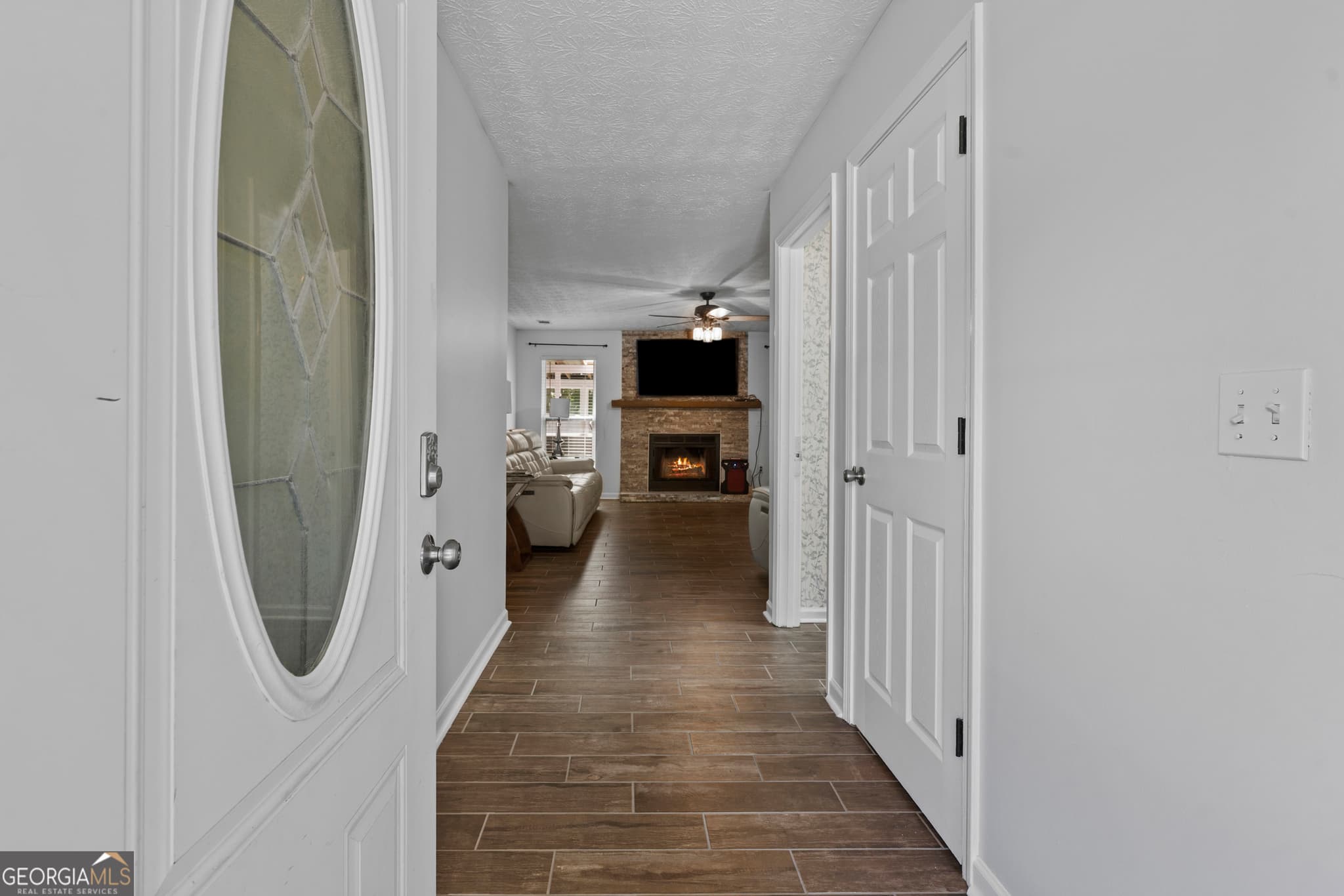 4 bedroom, 2 bathroom, 1,809 sq ft single family residence for sale at 1768 Floye Drive, Loganville, GA 30052 — photo 4