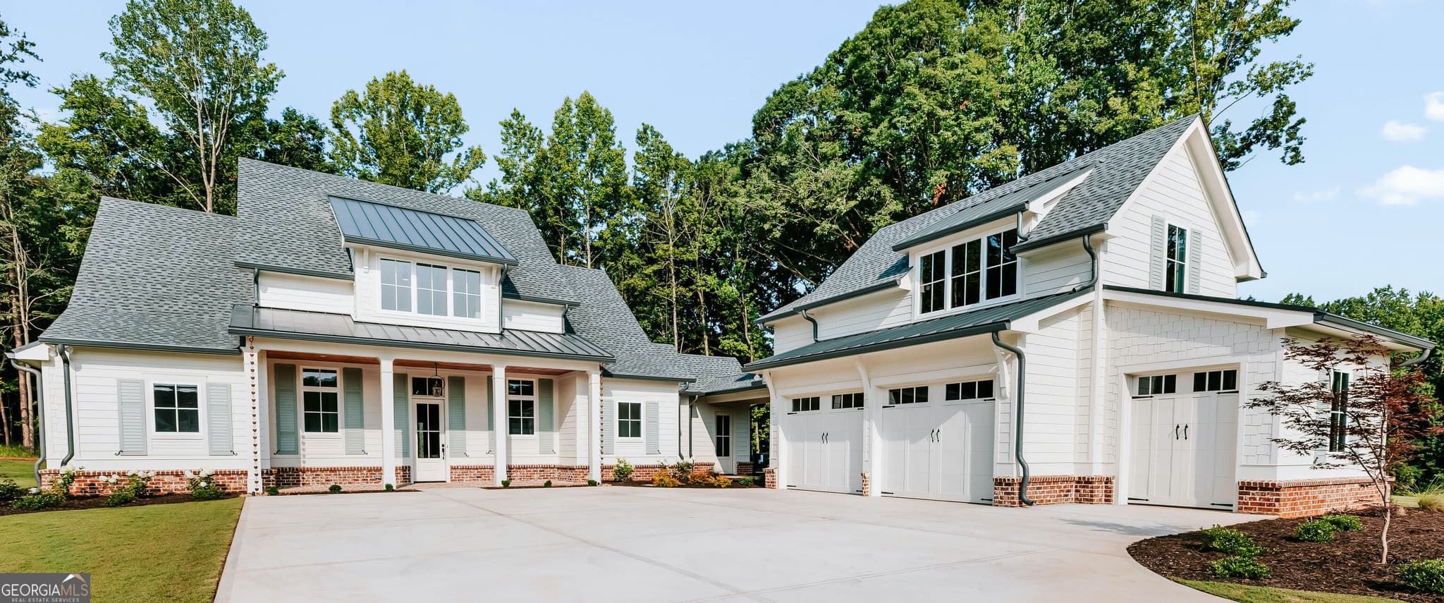 4 bedroom, 3.5 bathroom, 3,474 sq ft single family residence for sale at 217 Chariot Court, Jefferson, GA 30549 — photo 3