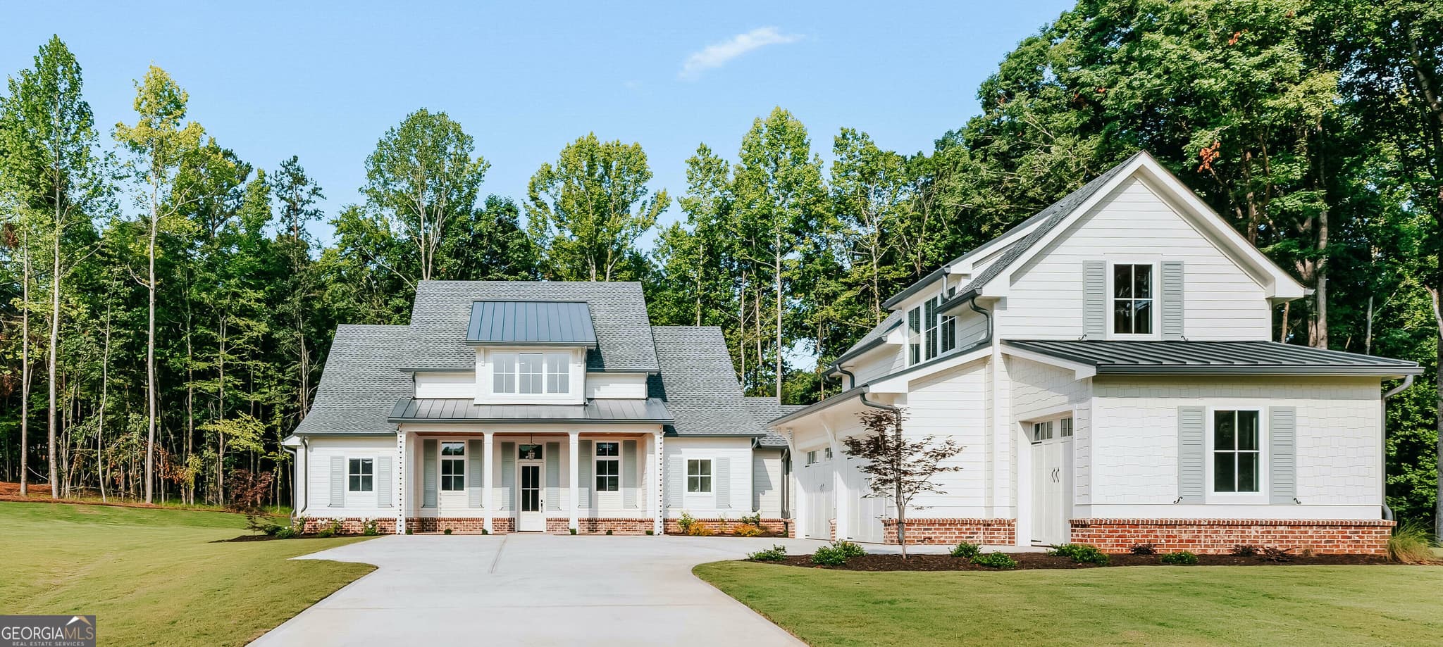 4 bedroom, 3.5 bathroom, 3,474 sq ft single family residence for sale at 217 Chariot Court, Jefferson, GA 30549