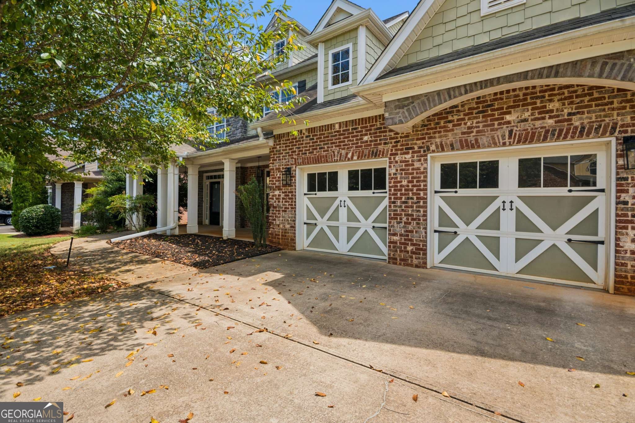 3 bedroom, 3 bathroom, 2,720 sq ft single family residence for sale at 3138 Alhambra Circle, Hampton, GA 30228 — photo 5