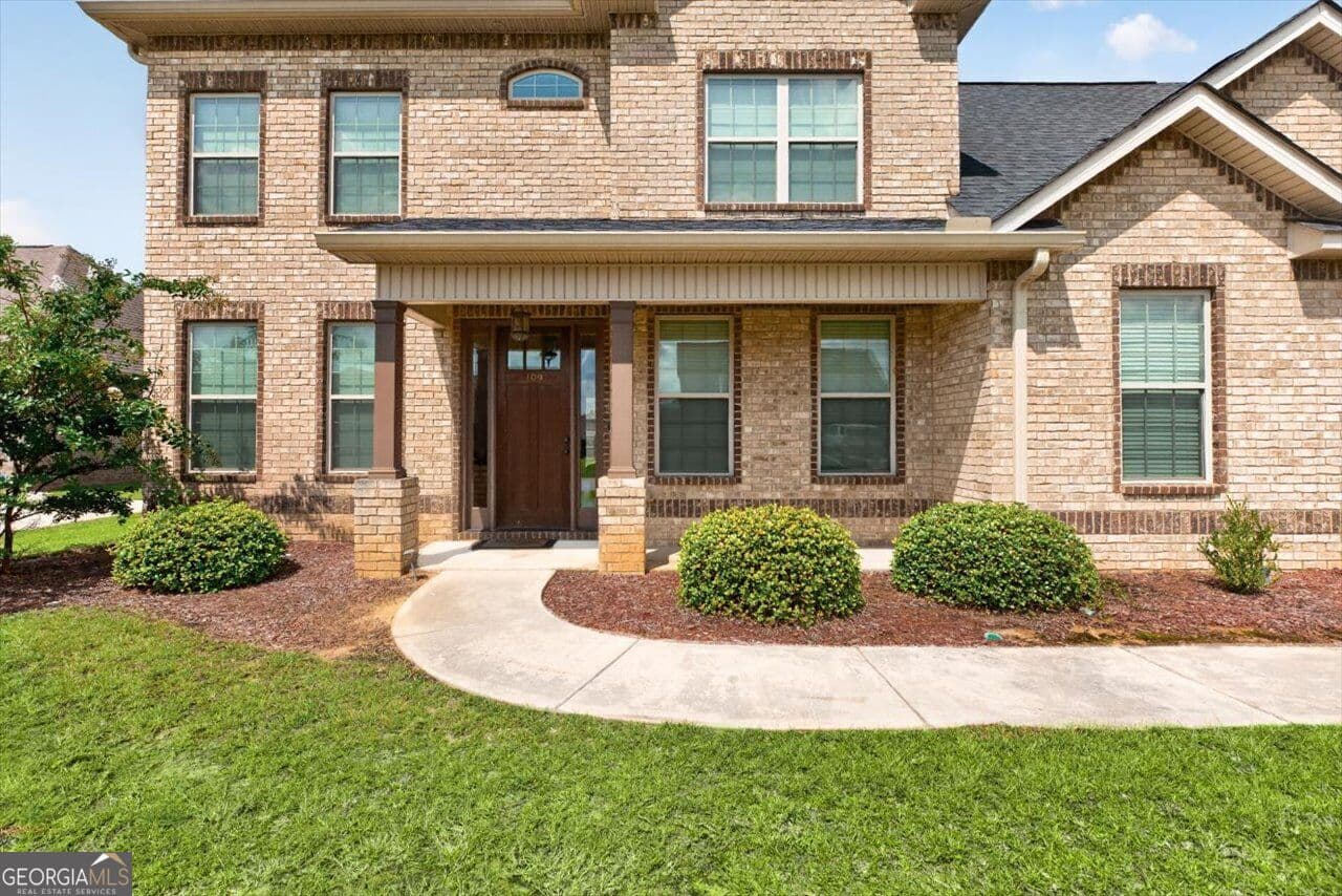 5 bedroom, 3.5 bathroom, 2,838 sq ft single family residence for sale at 109 Charlotte Drive, Bonaire, GA 31005 — photo 6