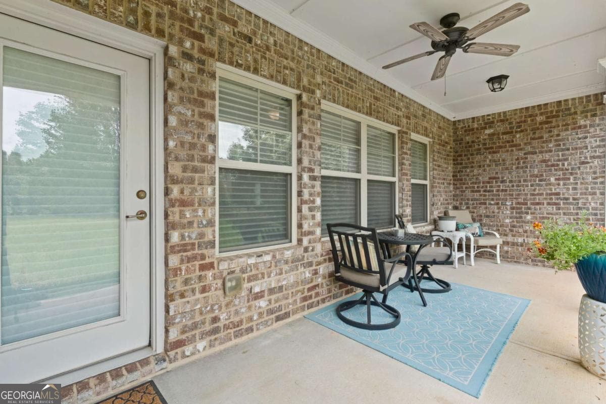 3 bedroom, 2.5 bathroom, 2,533 sq ft single family residence for sale at 4725 Amble Trace, Cumming, GA 30040 — photo 2