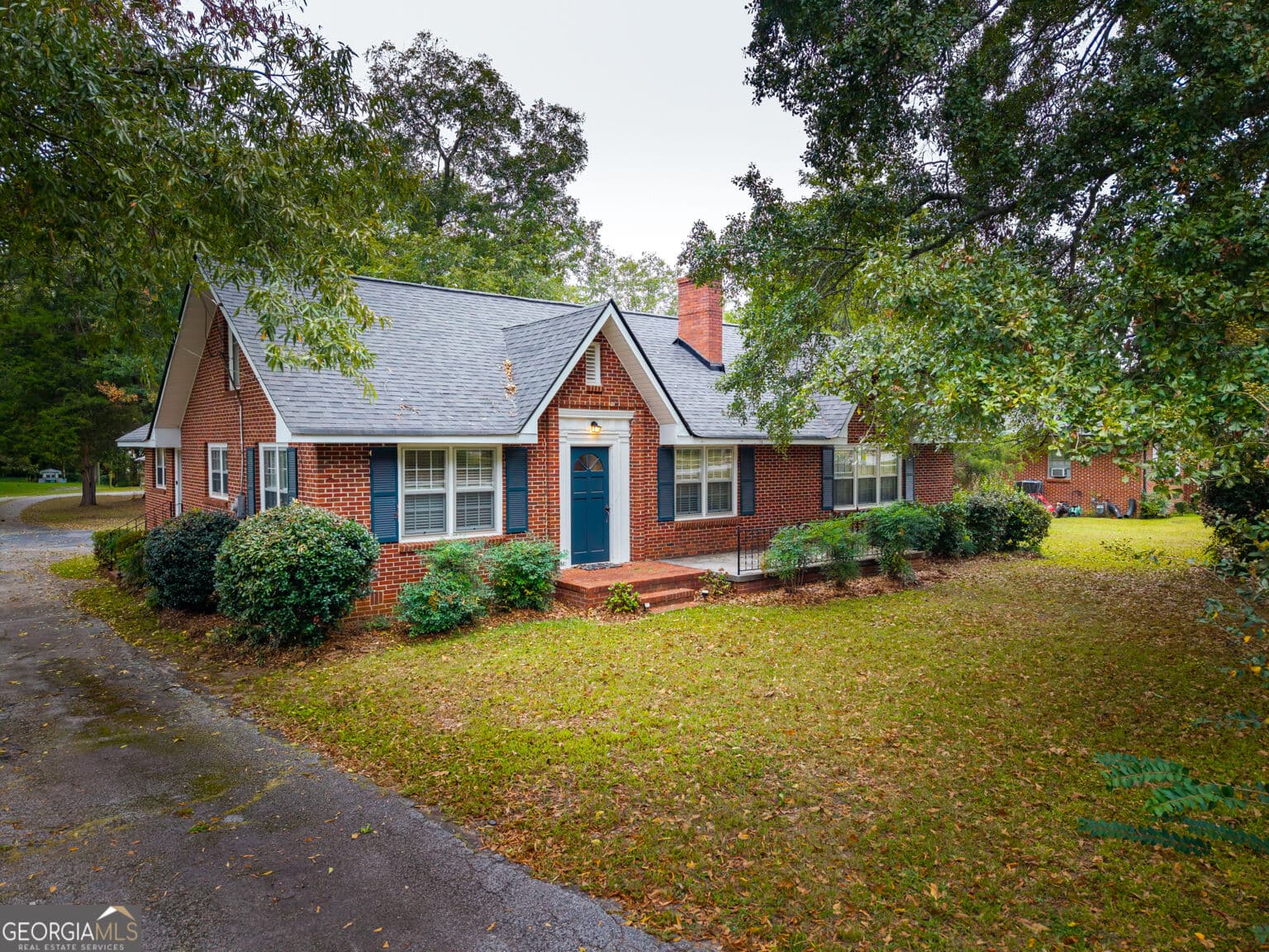 3 bedroom, 2 bathroom single family residence for sale at 2956 hwy 11, Mansfield, GA 30055 — photo 4