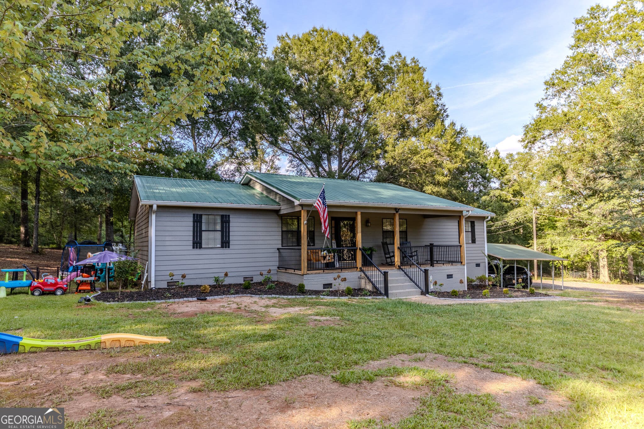 3 bedroom, 2.5 bathroom, 1,680 sq ft single family residence for sale at 2734 Flat Shoals Road, Concord, GA 30206 — photo 4