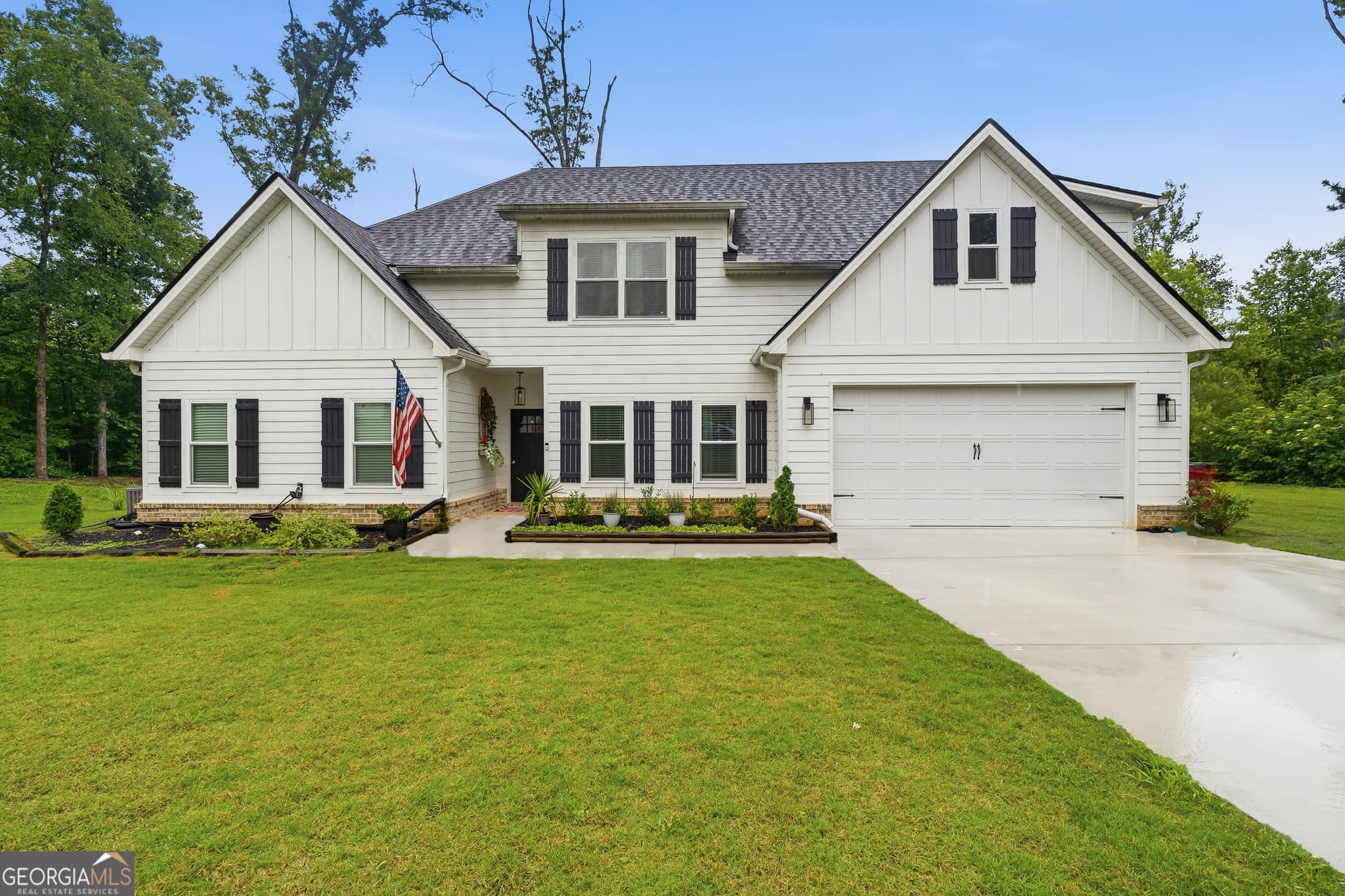 5 bedroom, 4 bathroom, 2,500 sq ft single family residence for sale at 221 Diamond Place, Gray, GA 31032 — photo 3